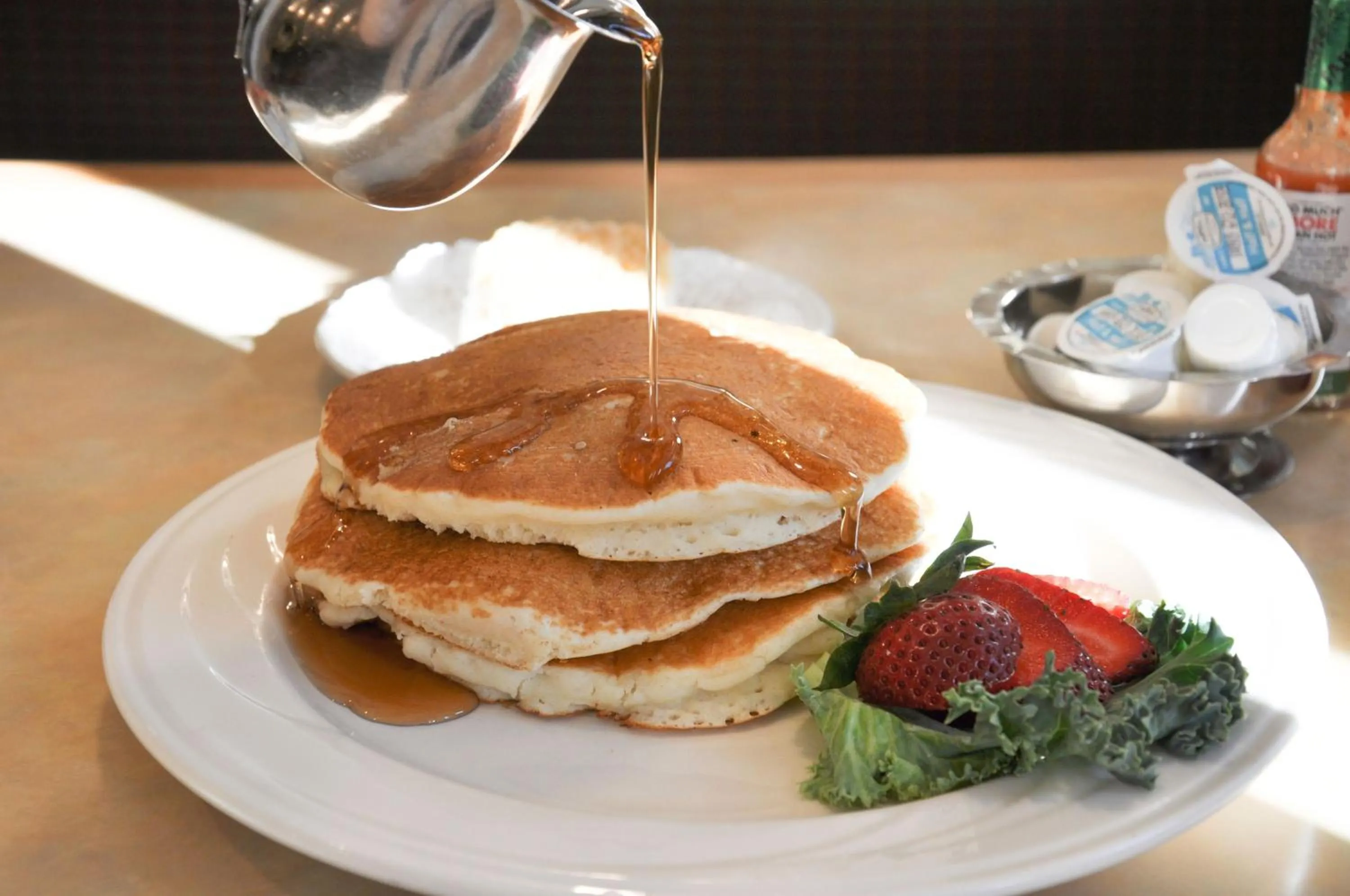 Food in Piccadilly Inn Airport