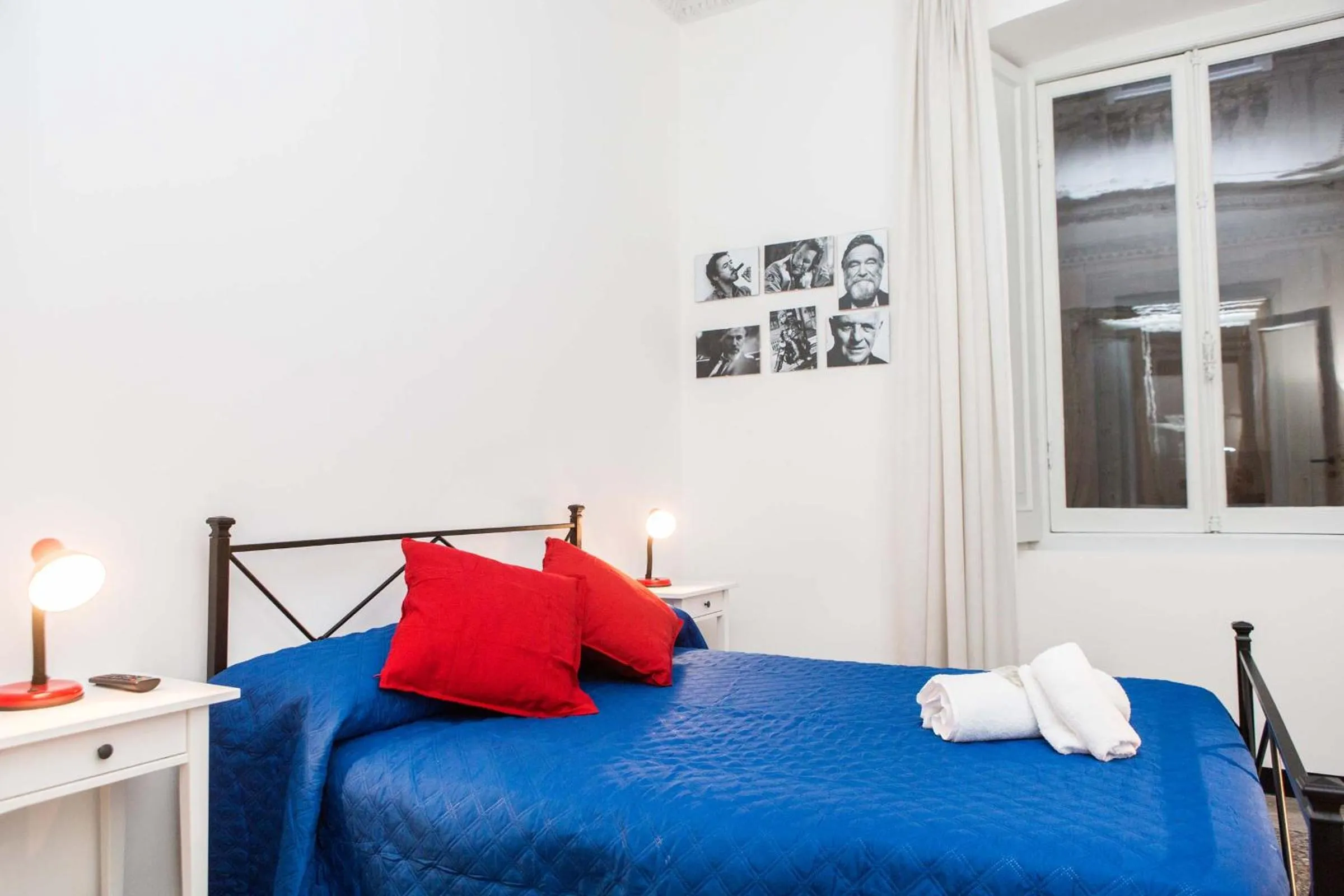 Bed in Leone X Genova Affittacamere