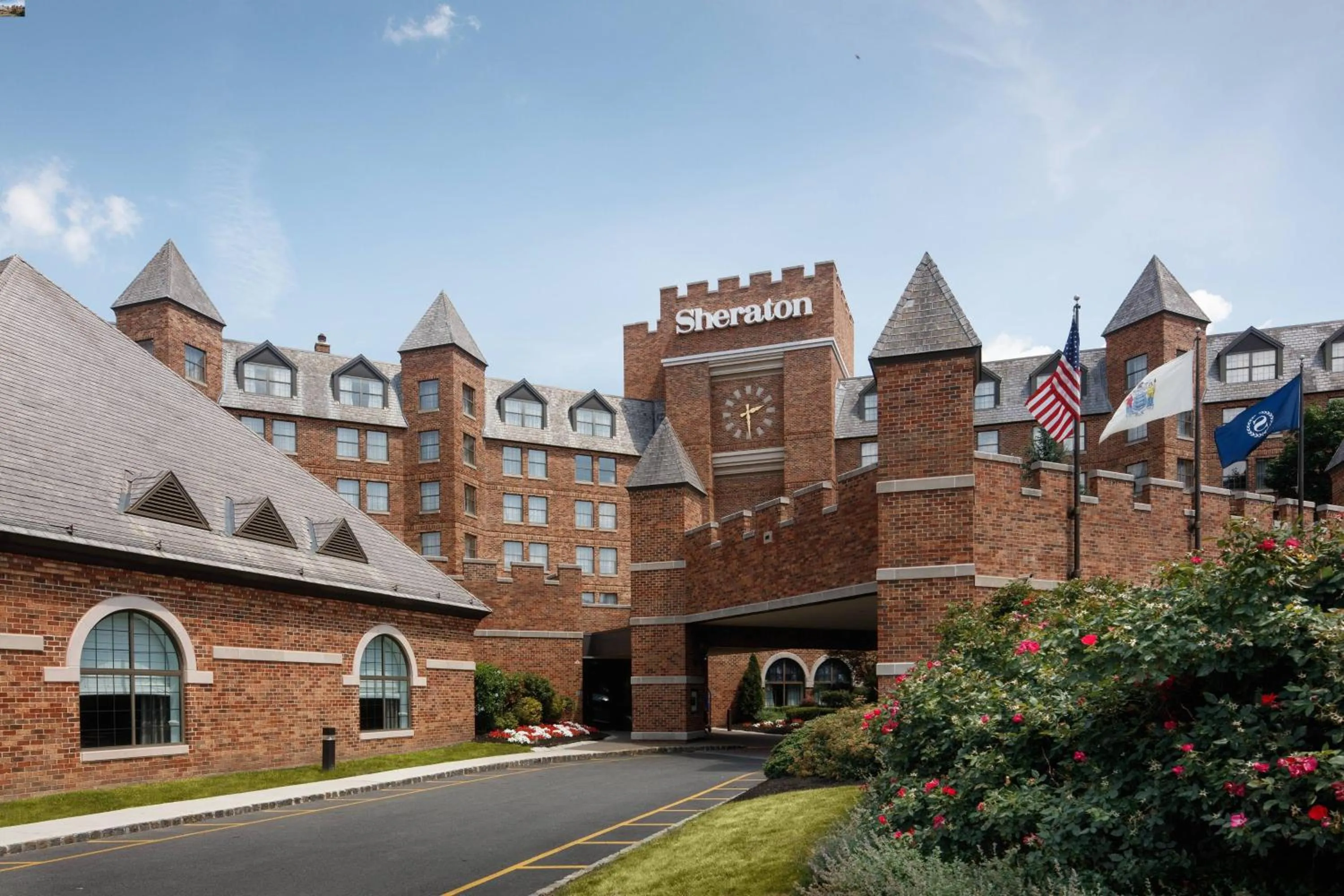 Property building in Sheraton Parsippany Hotel