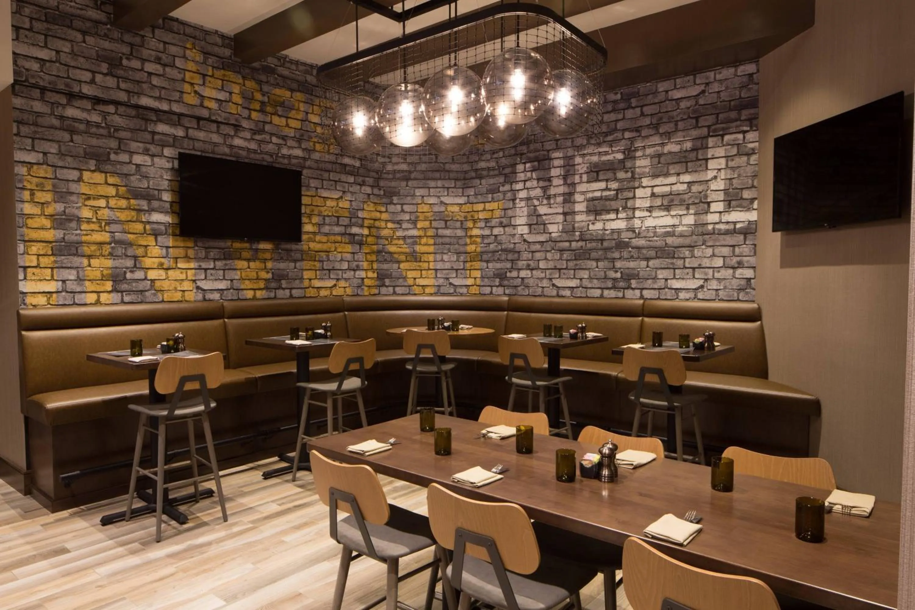 Lounge or bar in Sheraton Parsippany Hotel