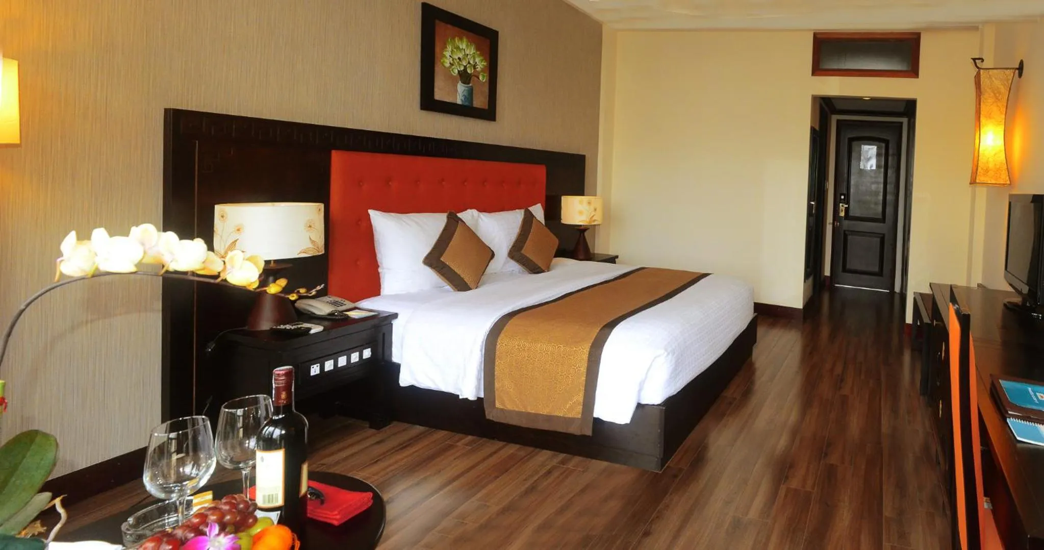 Bed in Sun Spa Resort & Villa