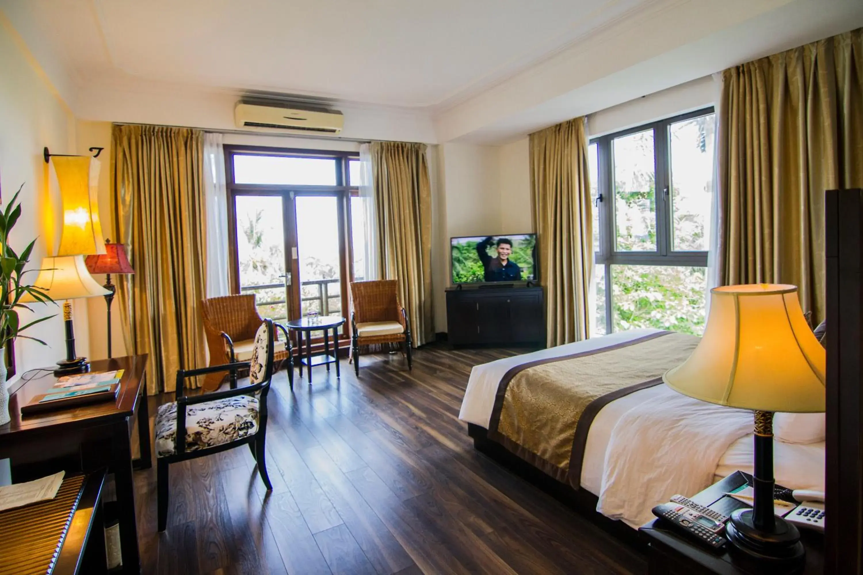 Standard King Room in Sun Spa Resort & Villa Standard King Room in Sun Spa Resort & Villa