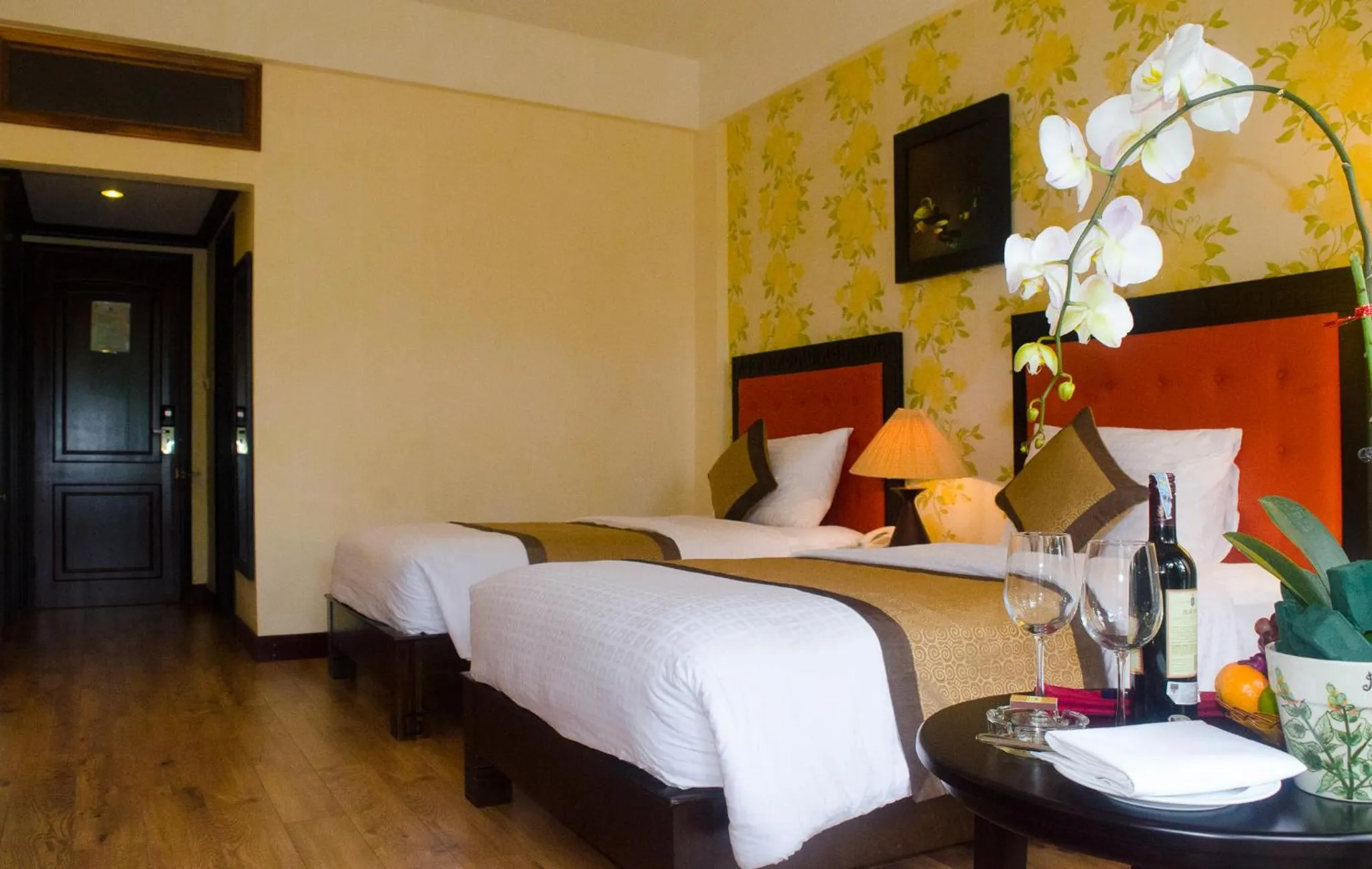 Bed in Sun Spa Resort & Villa