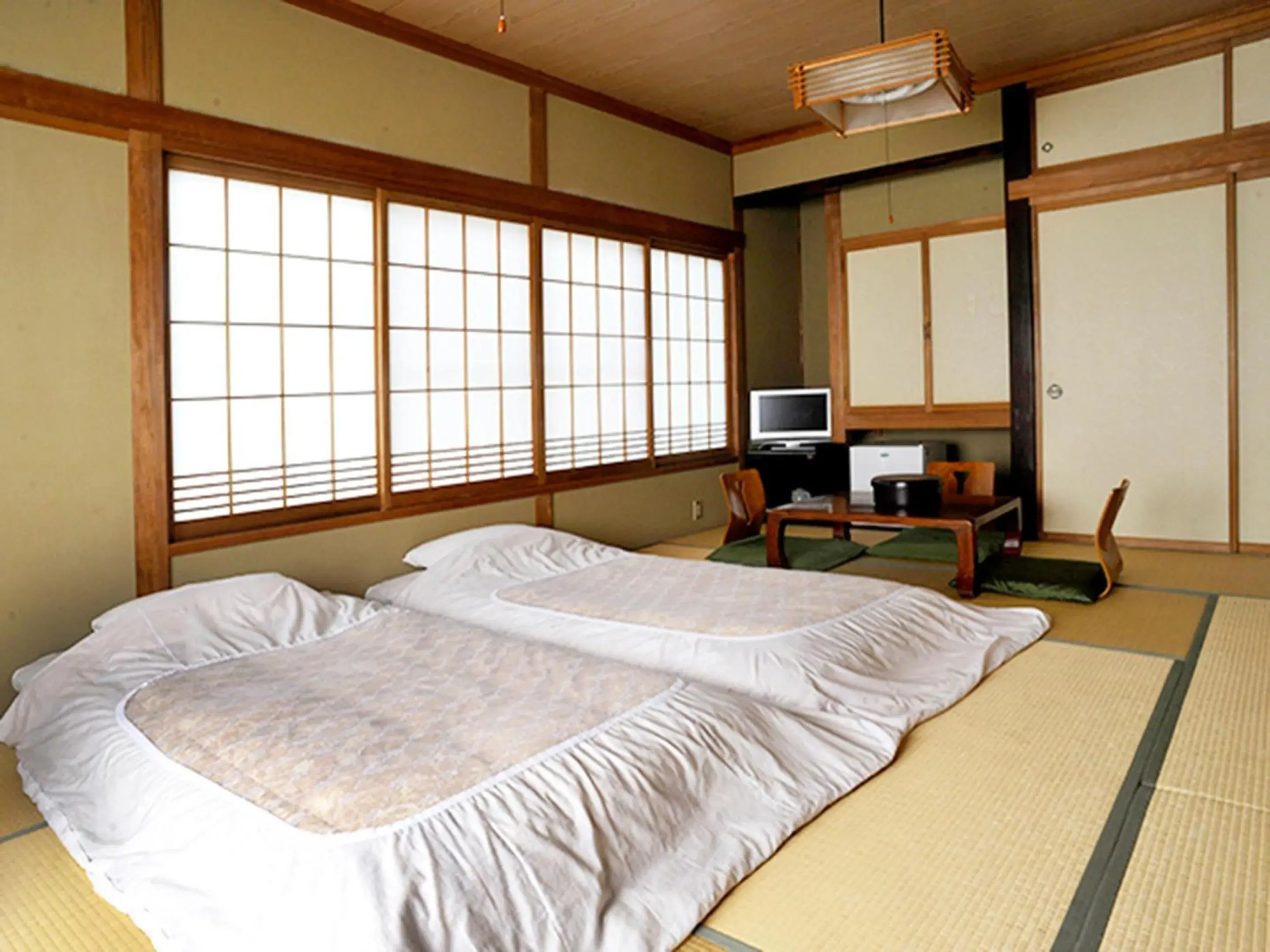 Family Room with Garden View in Ryokan Seifuso Family Room with Garden View in Ryokan Seifuso