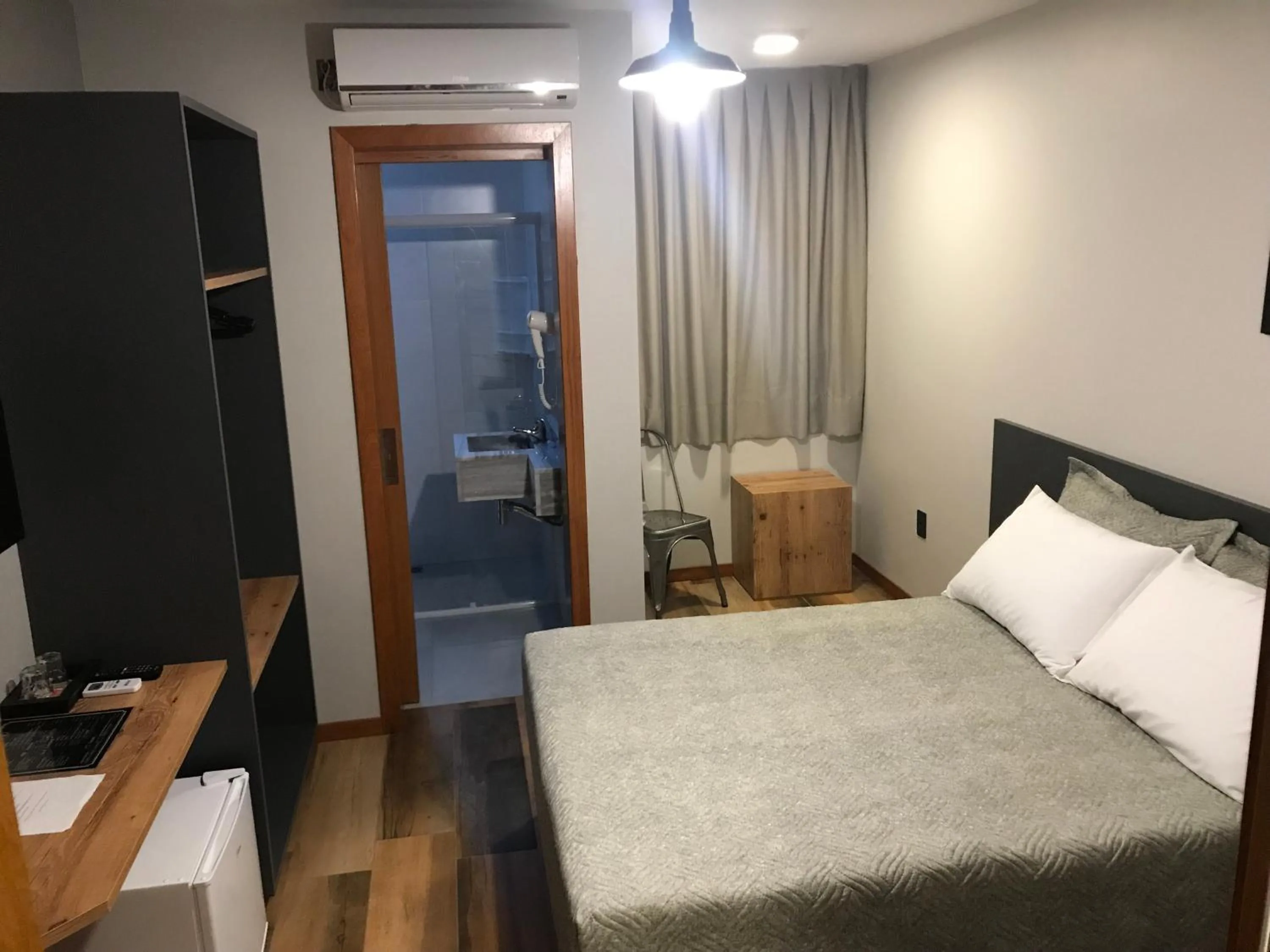 Photo of the whole room, Bed in Hotel Blumenhof Balneário Camboriú