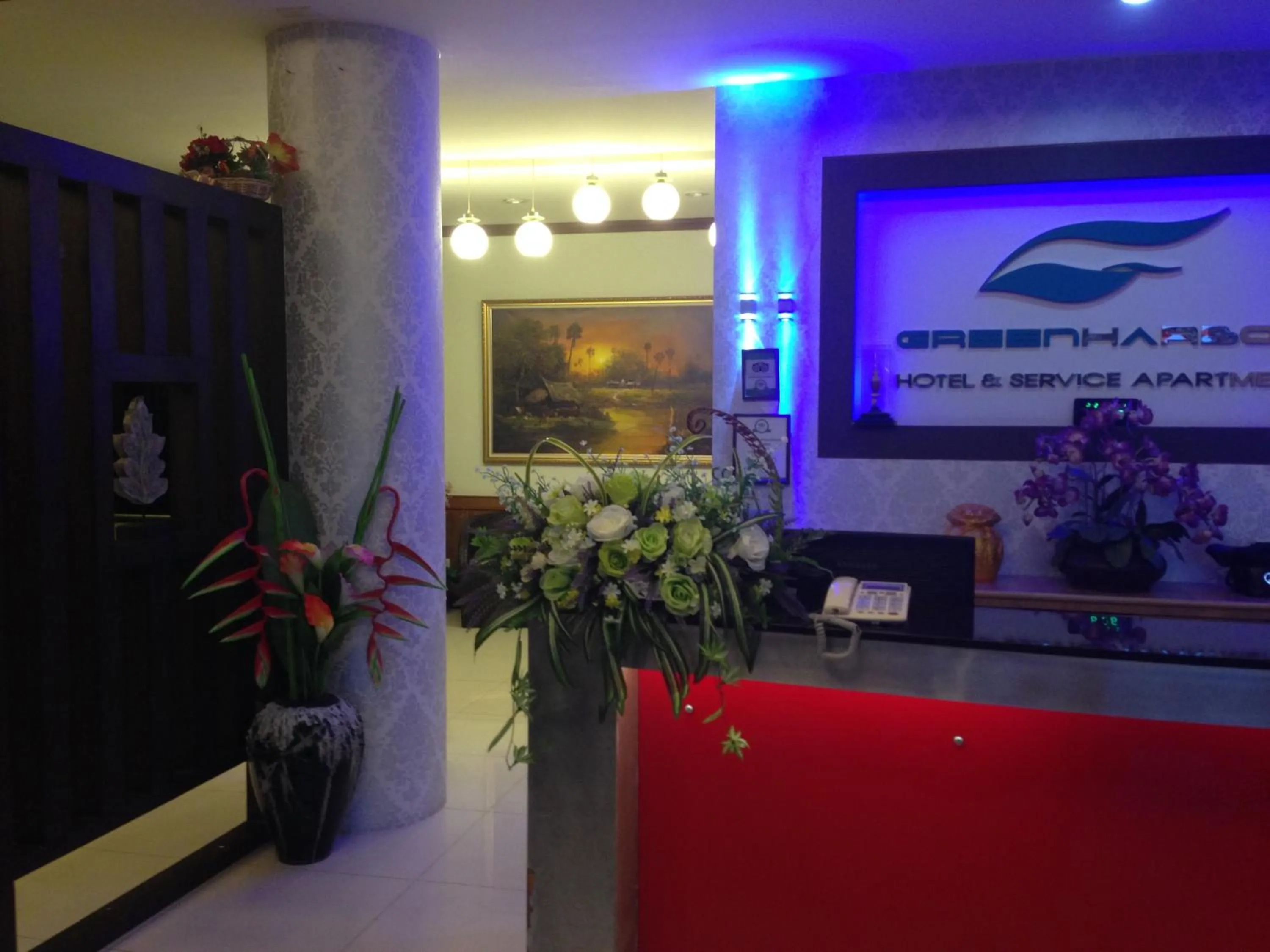 Lobby or reception in Green Harbor Hotel & Service Apartment