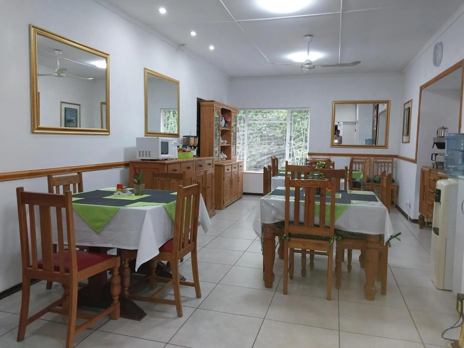 Dining area in Lily Guesthouse