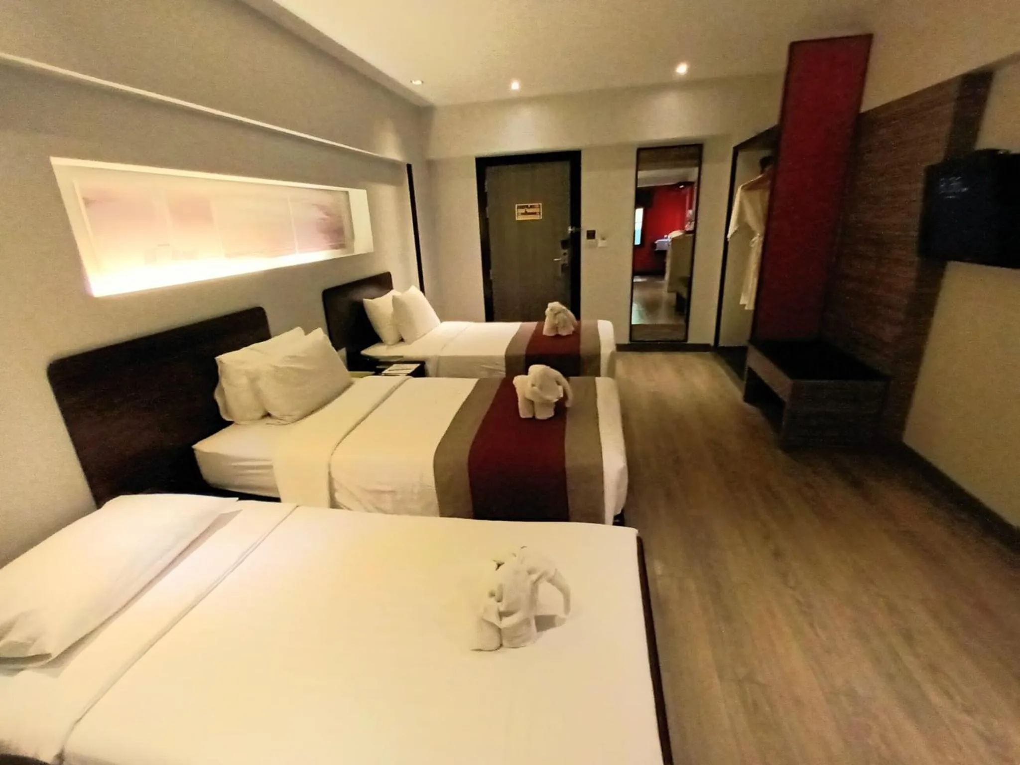 Bedroom, Bed in Nouvo City Hotel