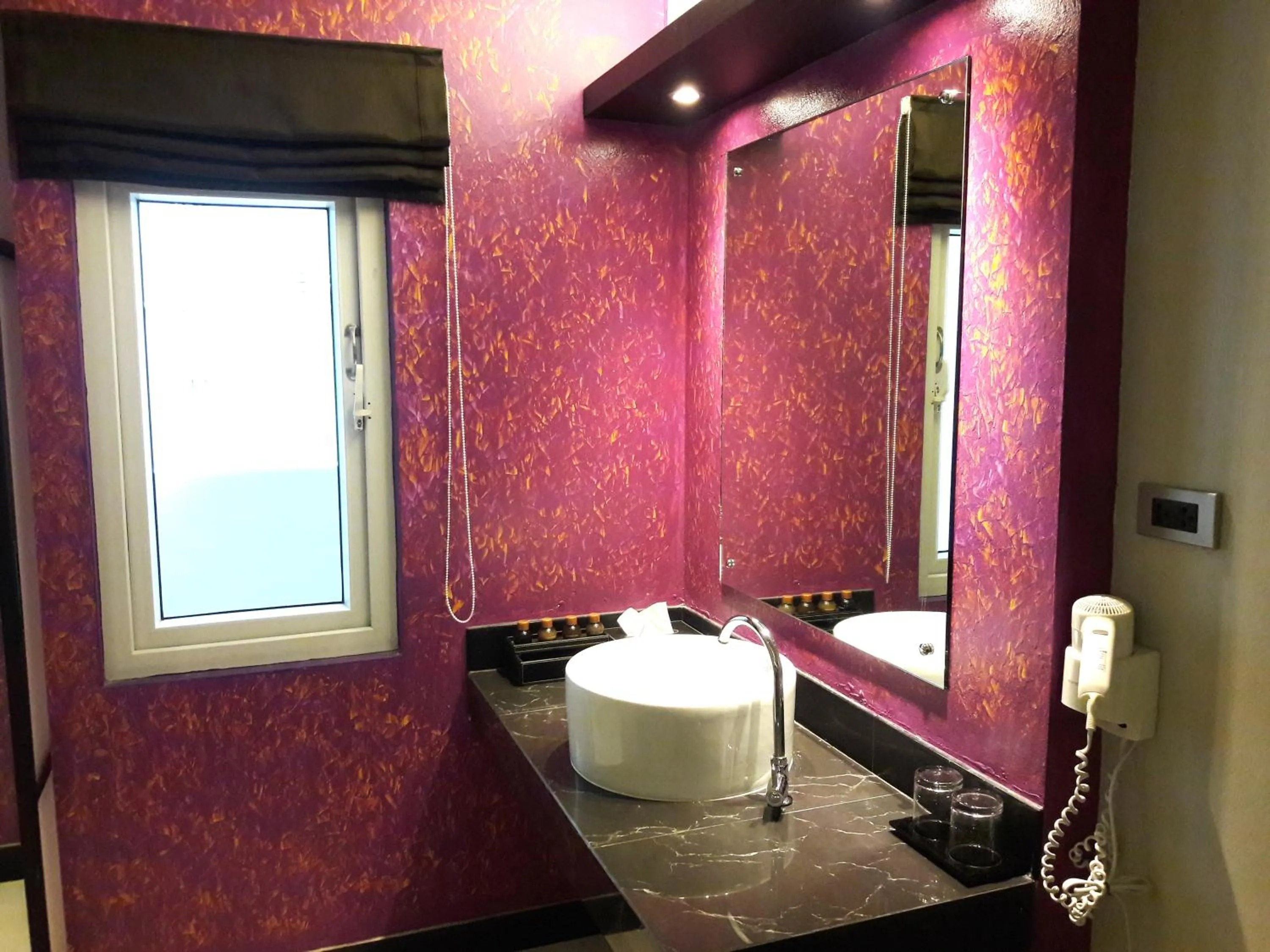 Bathroom in Nouvo City Hotel
