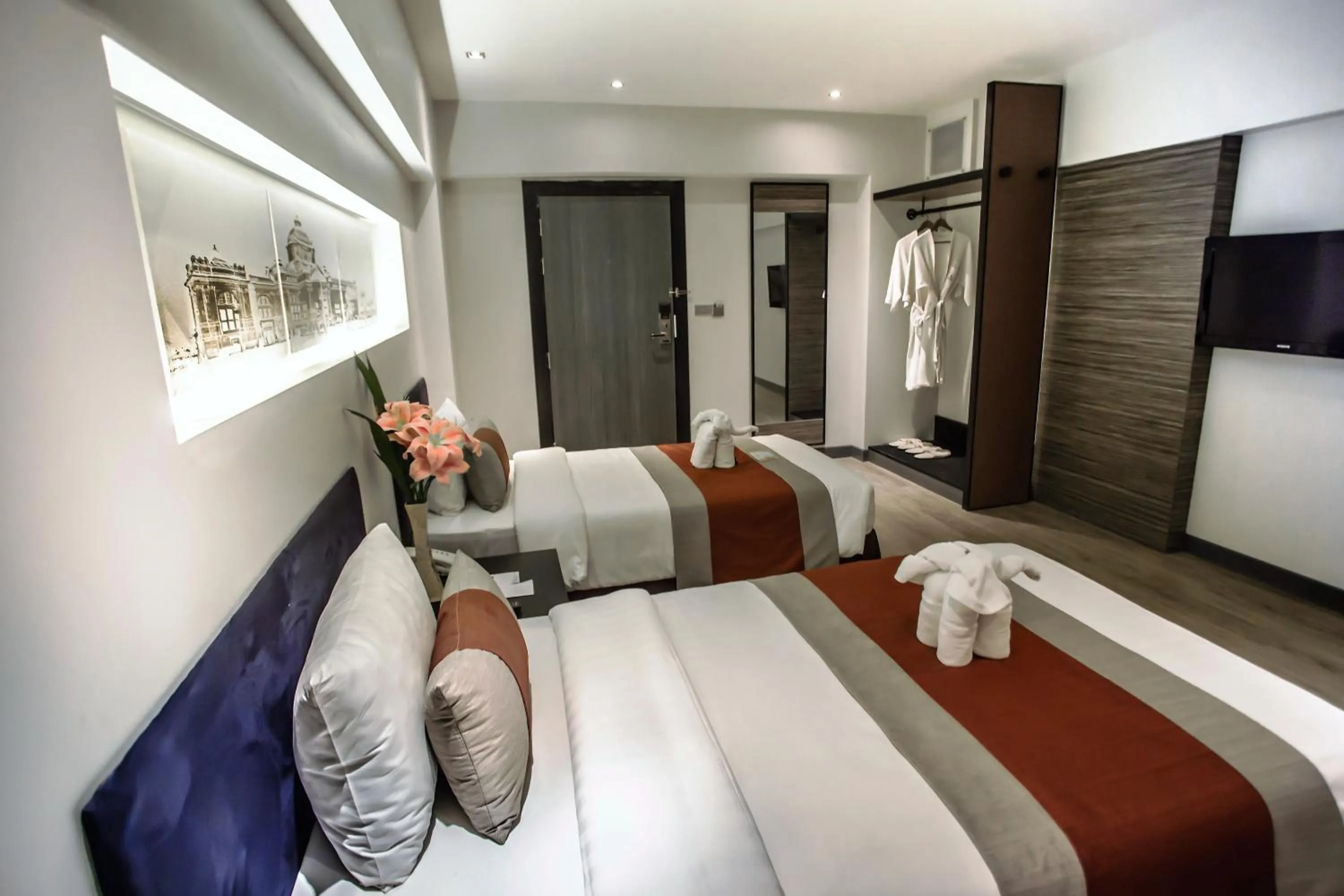 Decorative detail, Bed in Nouvo City Hotel