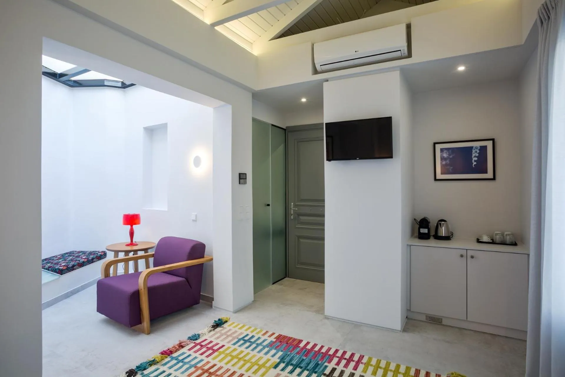 Coffee/tea facilities in Vol.5