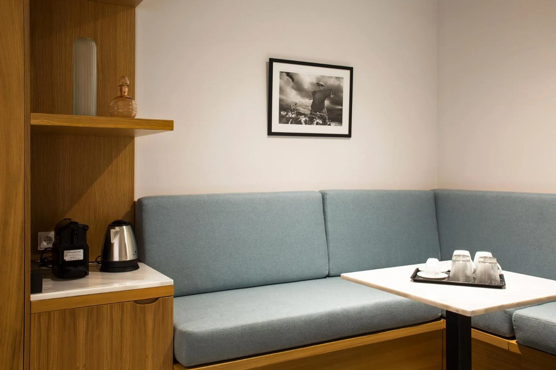 Coffee/tea facilities in Vol.5