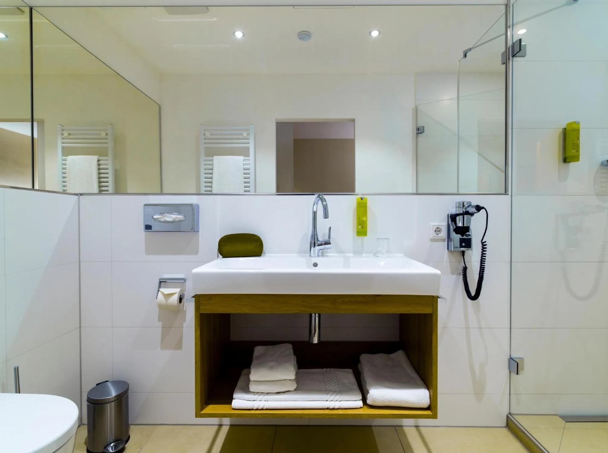 Bathroom in Hotel Asemann Planegg