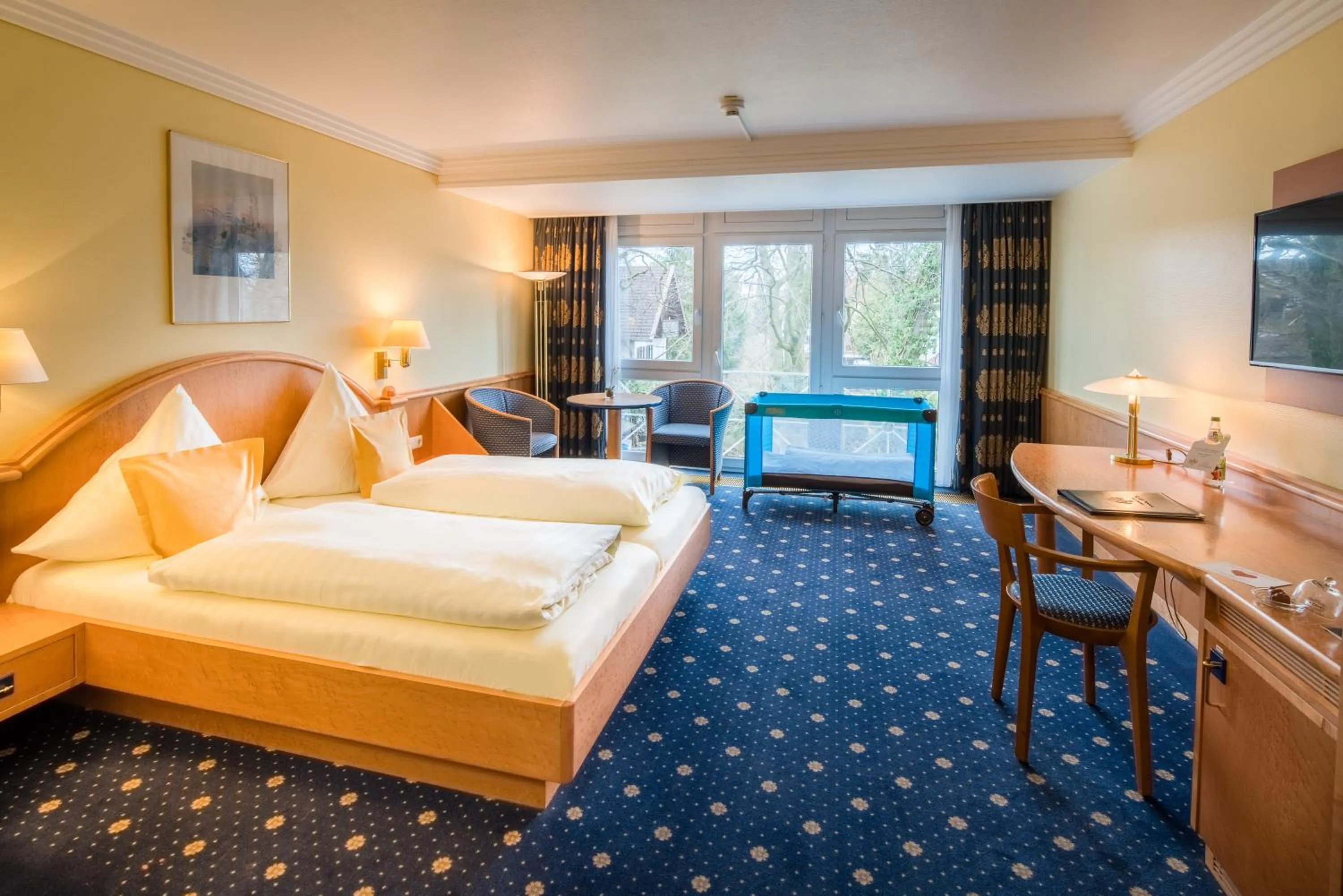 cot, Bed in Hotel Asemann Planegg