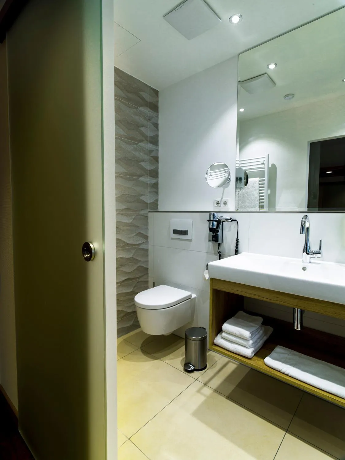 Bathroom in Hotel Asemann Planegg