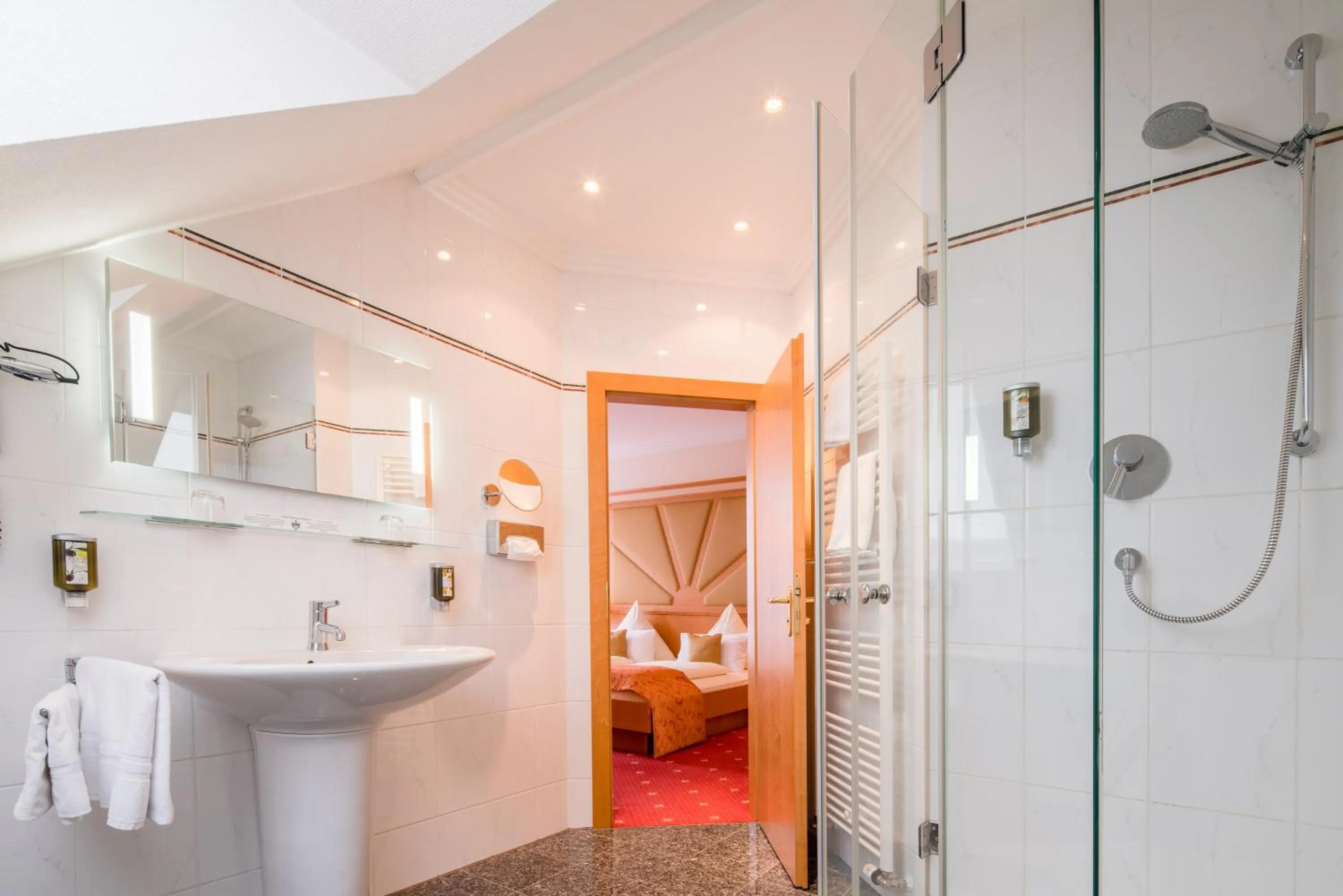 Bathroom in Hotel Asemann Planegg