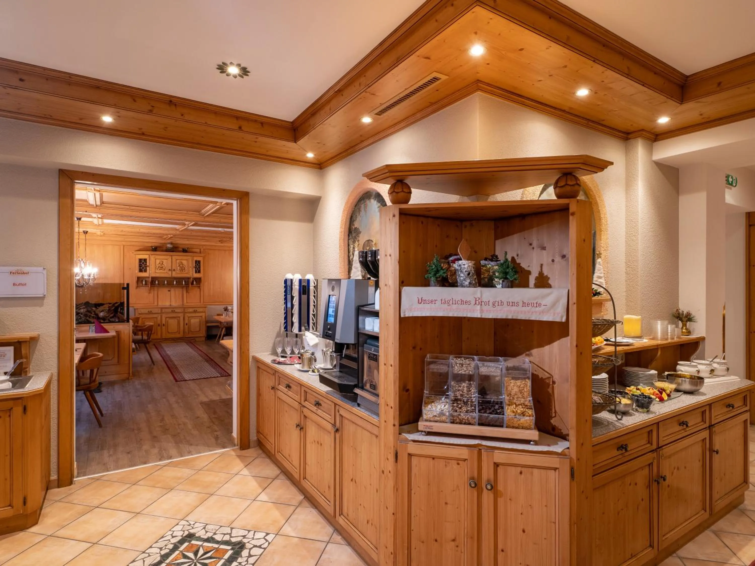 Buffet breakfast in Hotel Garni Ferienhof