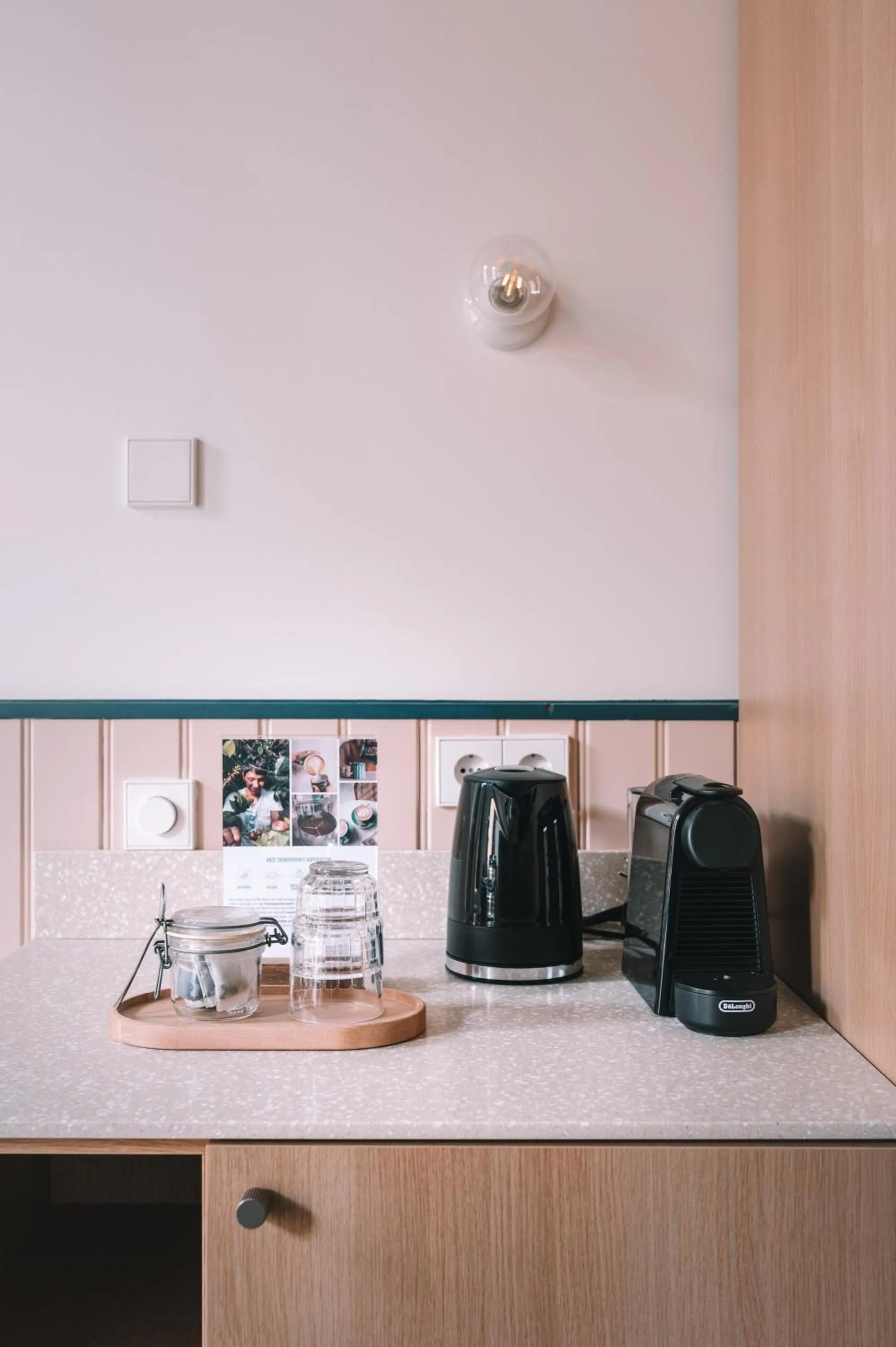 Coffee/tea facilities in Anne&Max Boutique Hotel