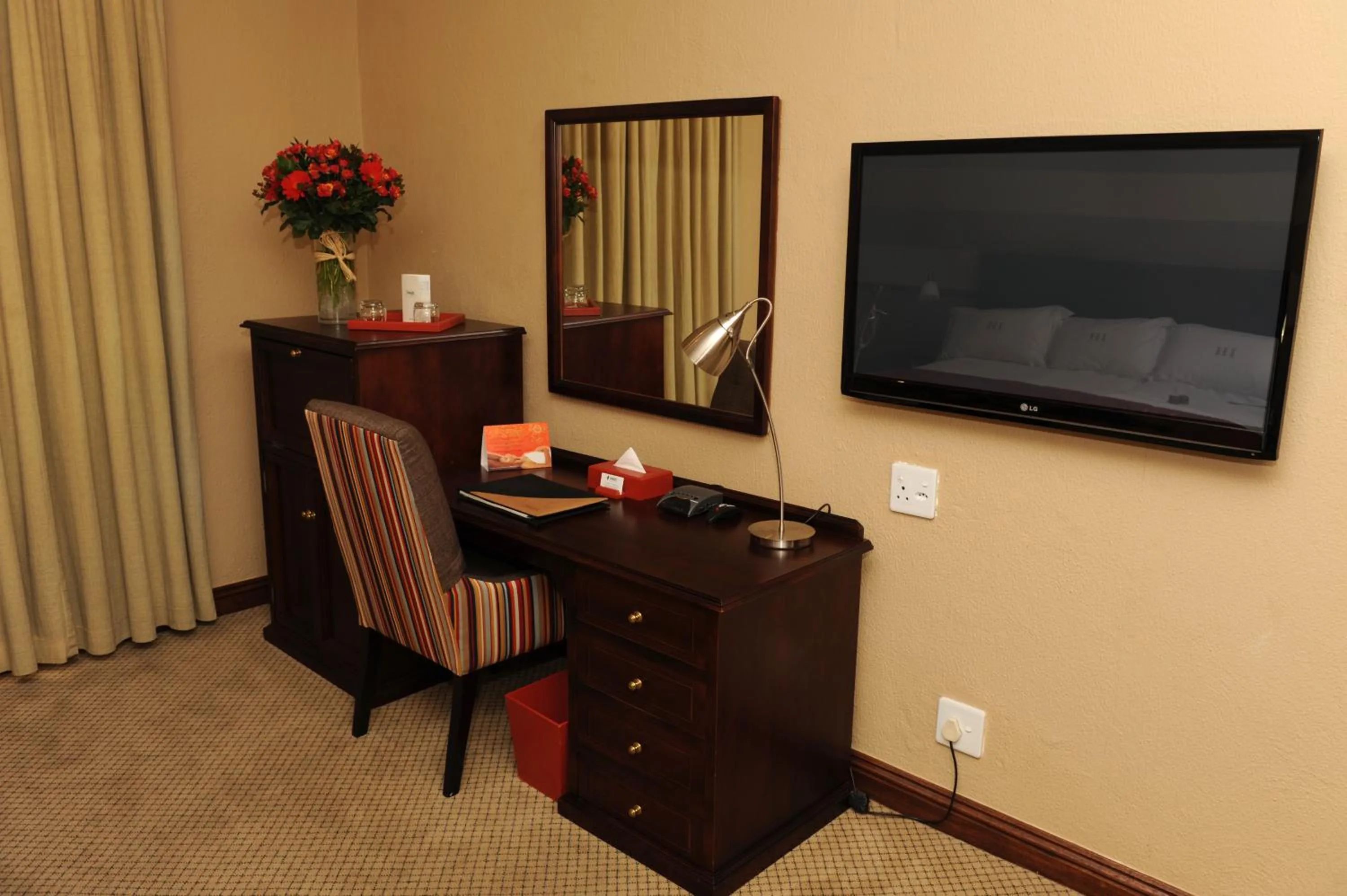 Living room in Indaba Hotel, Spa & Conference Center