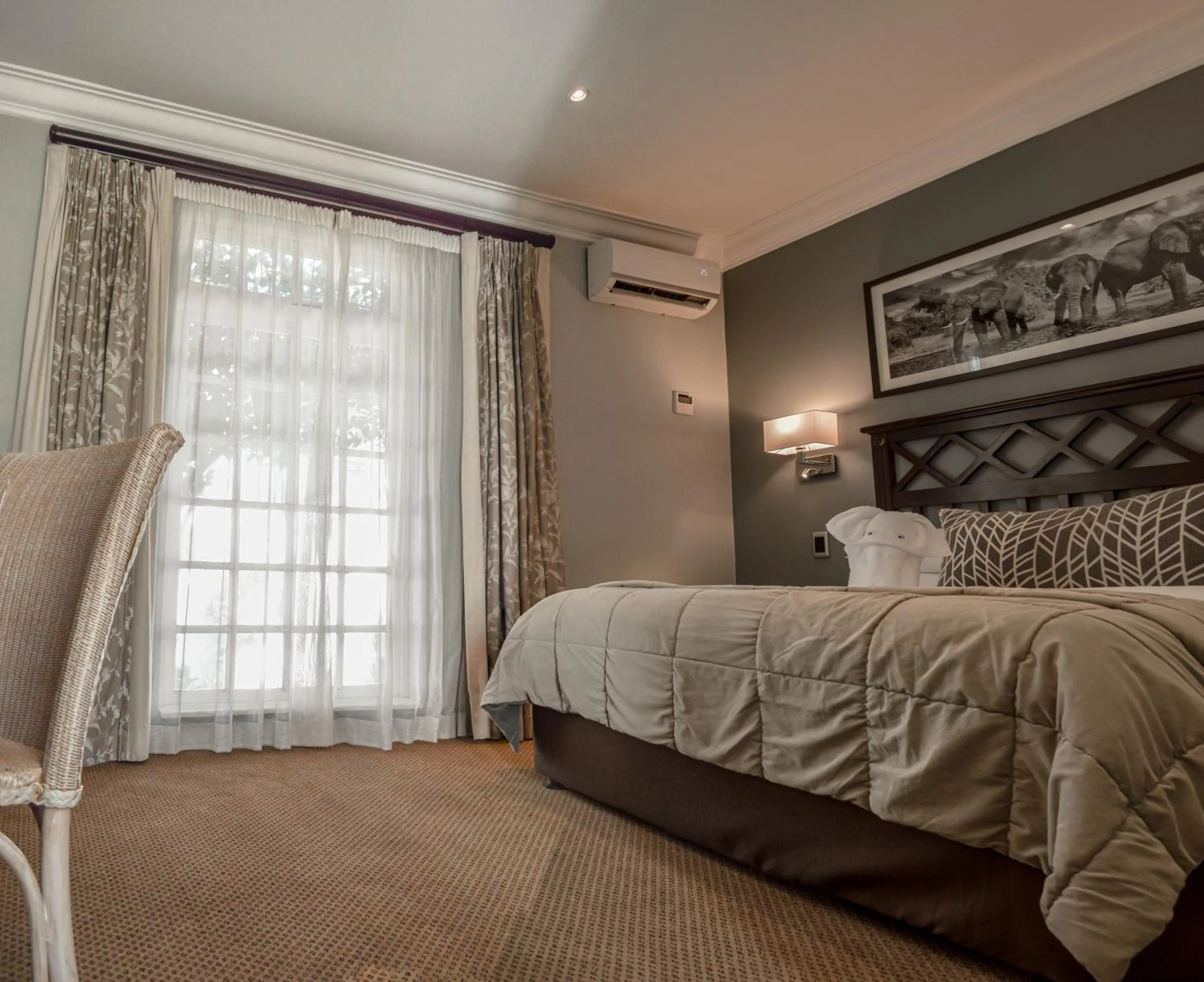 Bed in Indaba Hotel, Spa & Conference Center