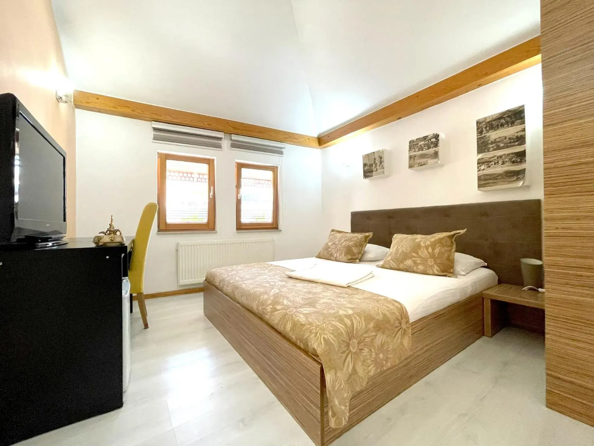 Double Room in Hotel Kovači Double Room in Hotel Kovači