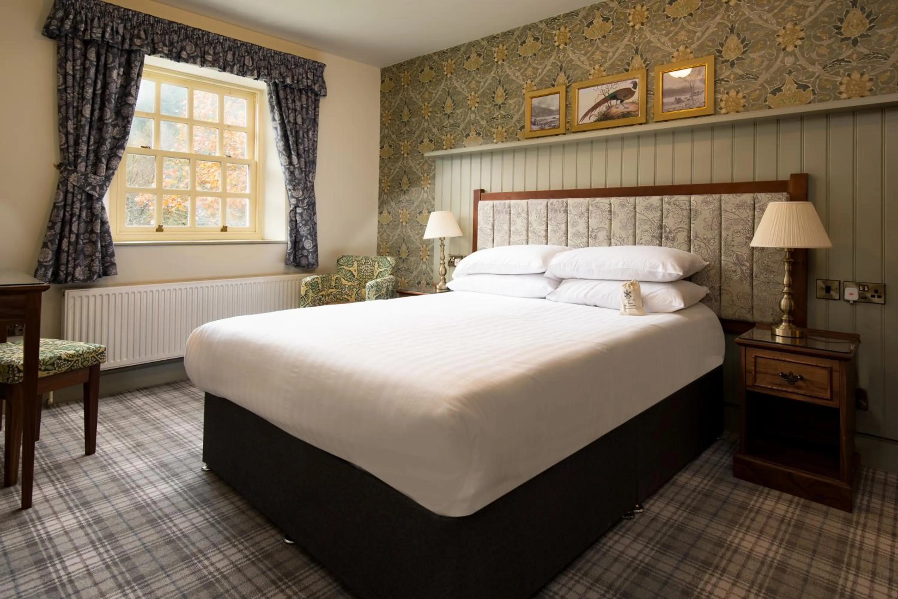 Bed in The Pheasant Inn - The Inn Collection Group