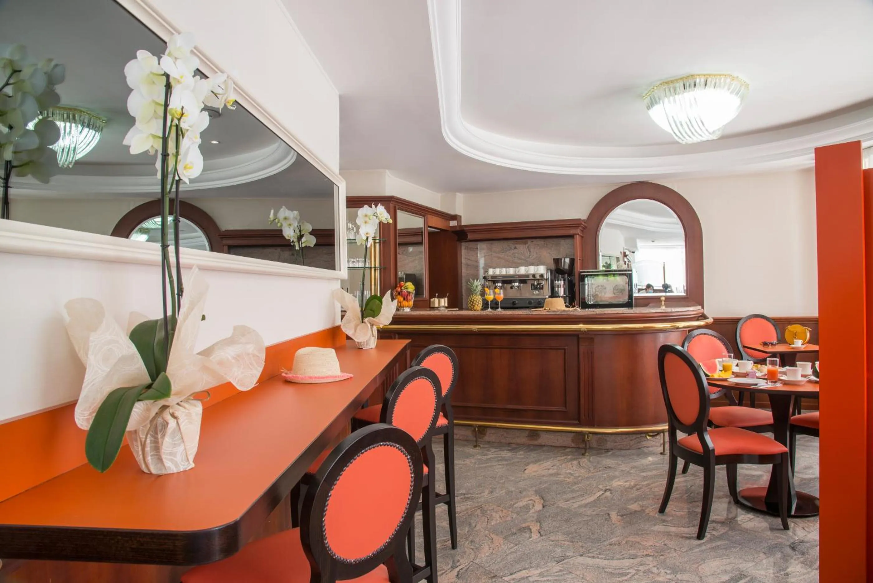 Buffet breakfast in Hotel Olympia