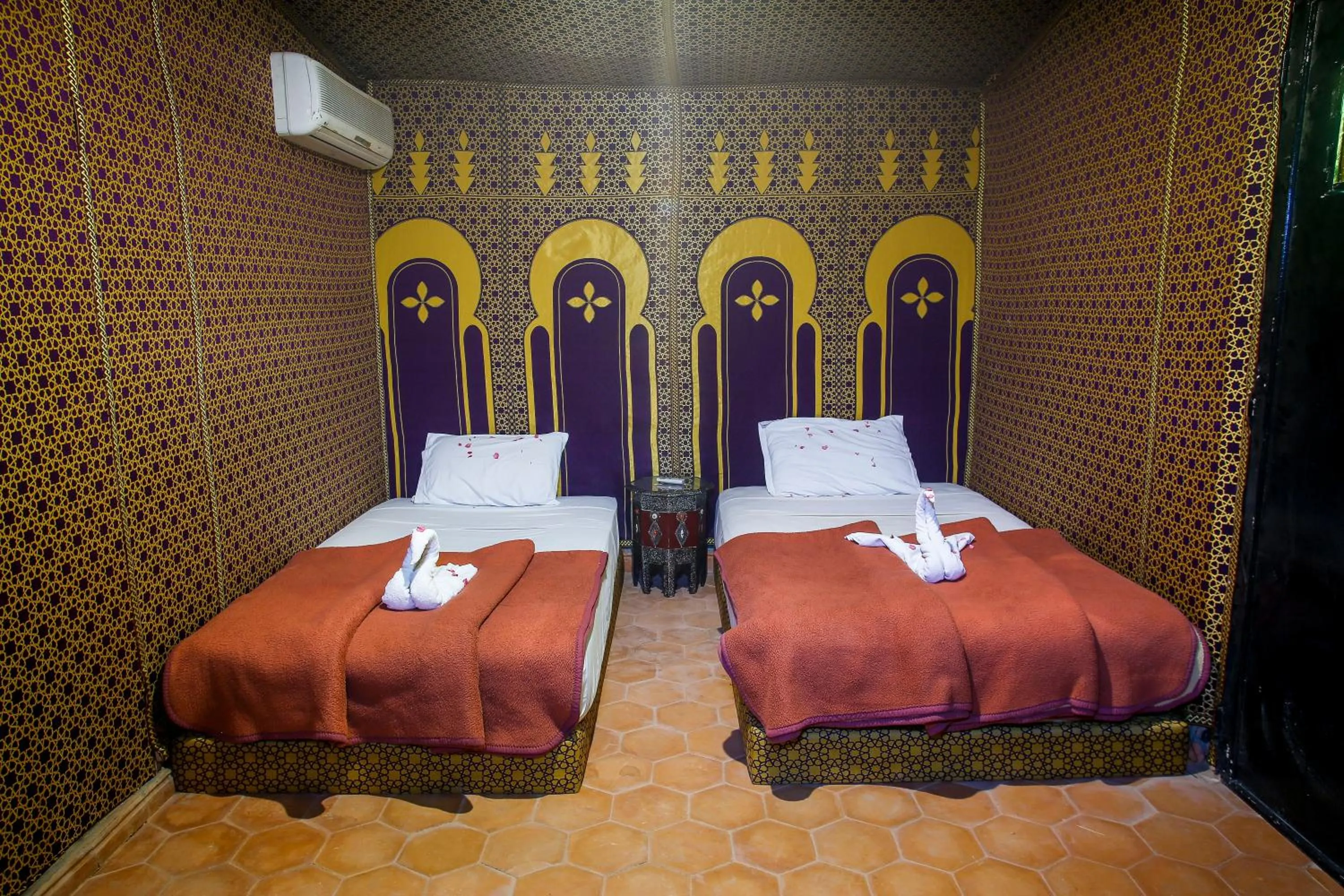 Bed in Palmeras Y Dunas Luxery Camp