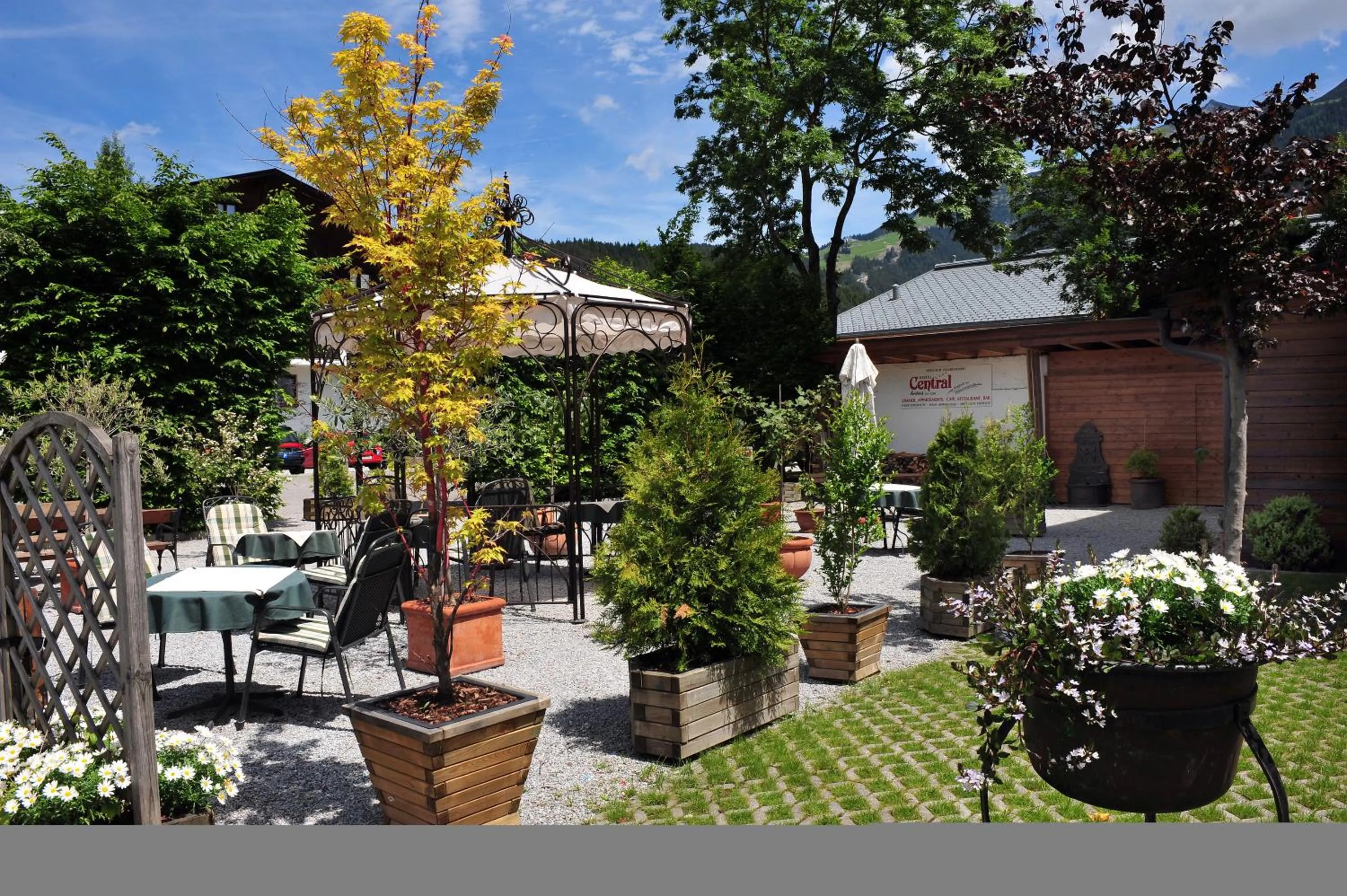 Balcony/Terrace in Hotel Central