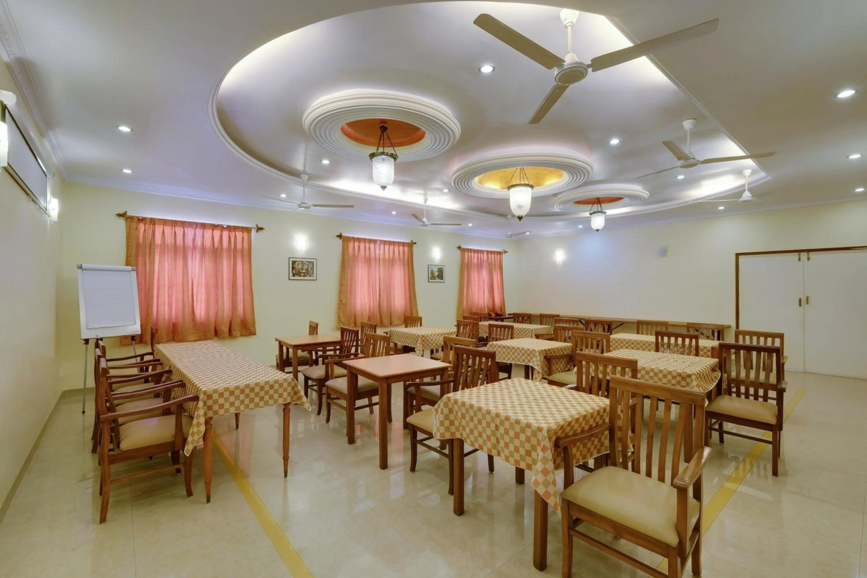 Business facilities in Spazio Leisure Resort, Goa