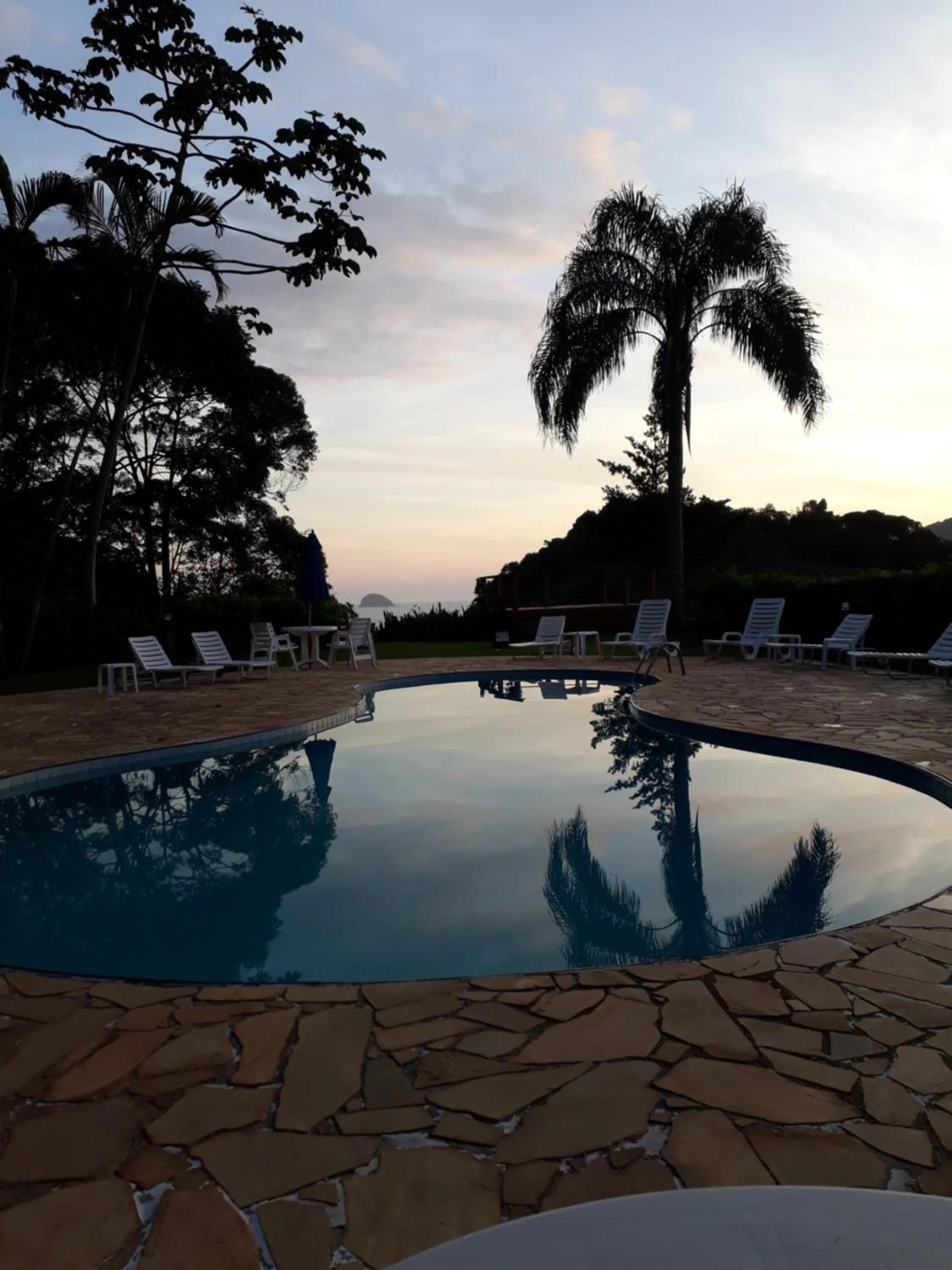 Chalé Praia Boiçucanga wi fi piscina Village Mirante Litoral Norte SP