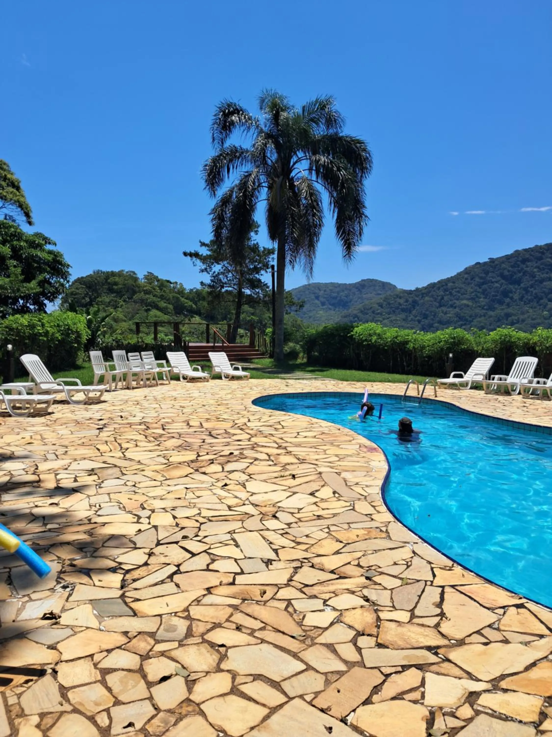 Chalé Praia Boiçucanga wi fi piscina Village Mirante Litoral Norte SP