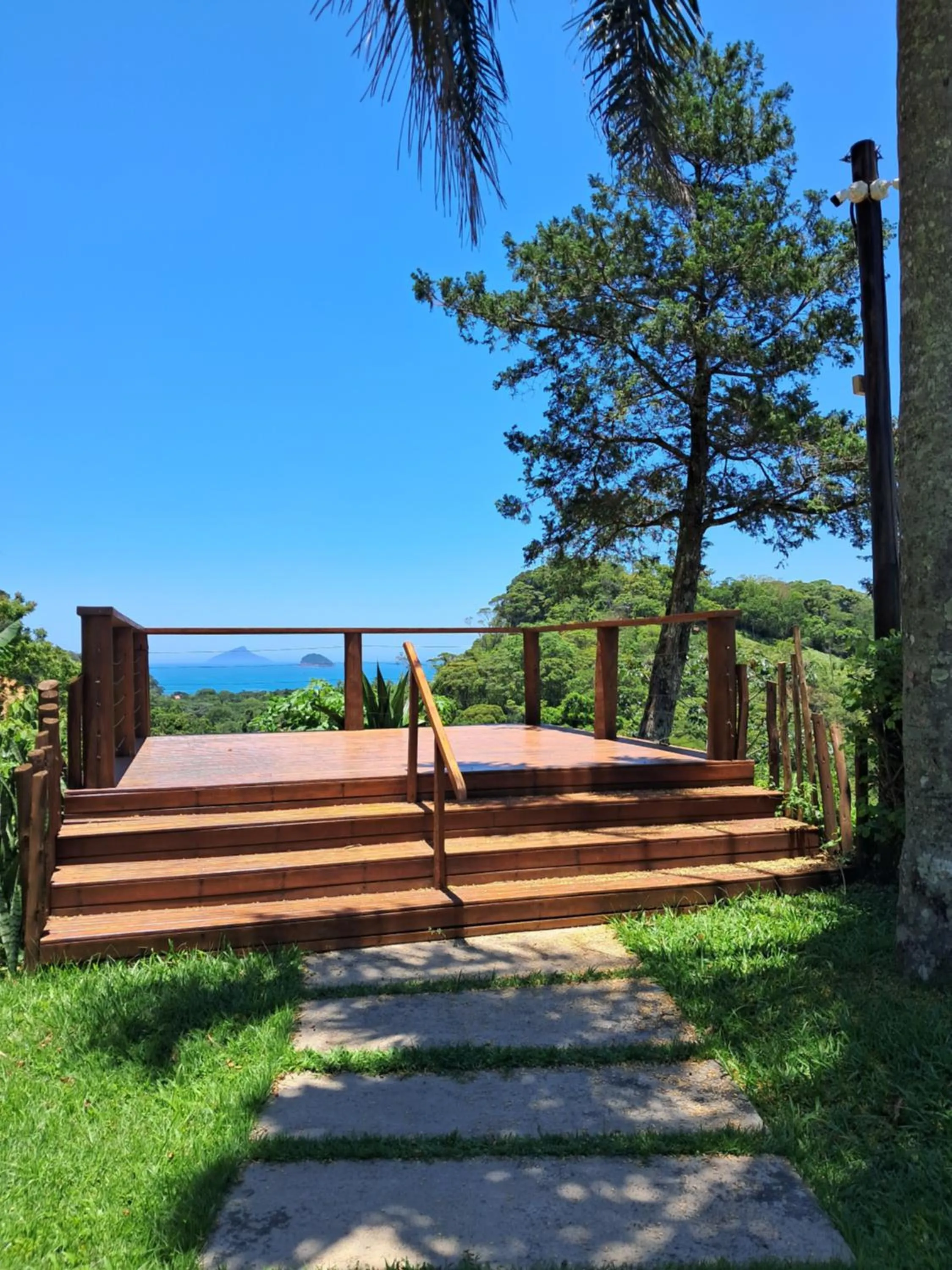 Chalé Praia Boiçucanga wi fi piscina Village Mirante Litoral Norte SP