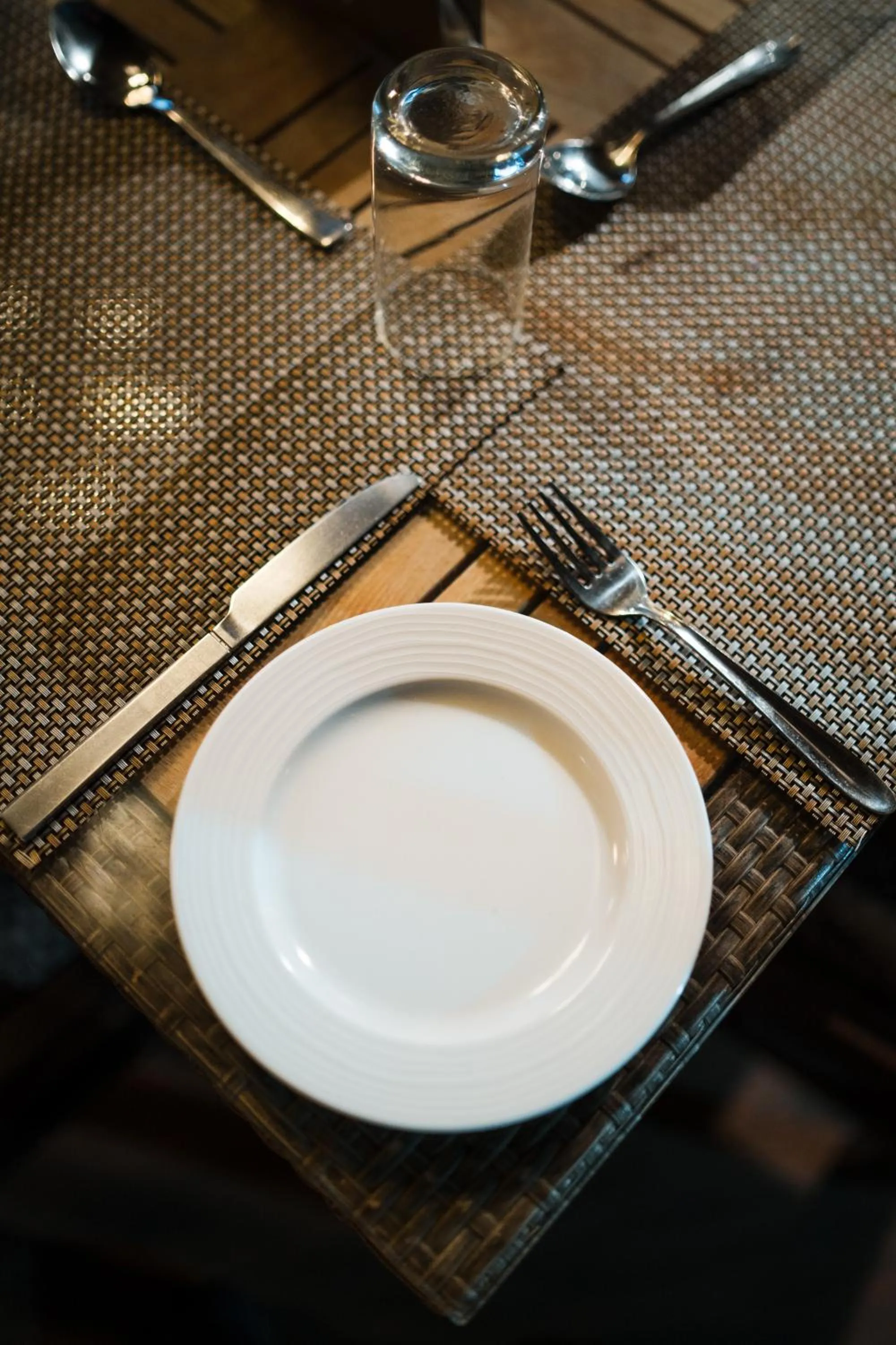 Restaurant/places to eat in Leoney Resort Goa