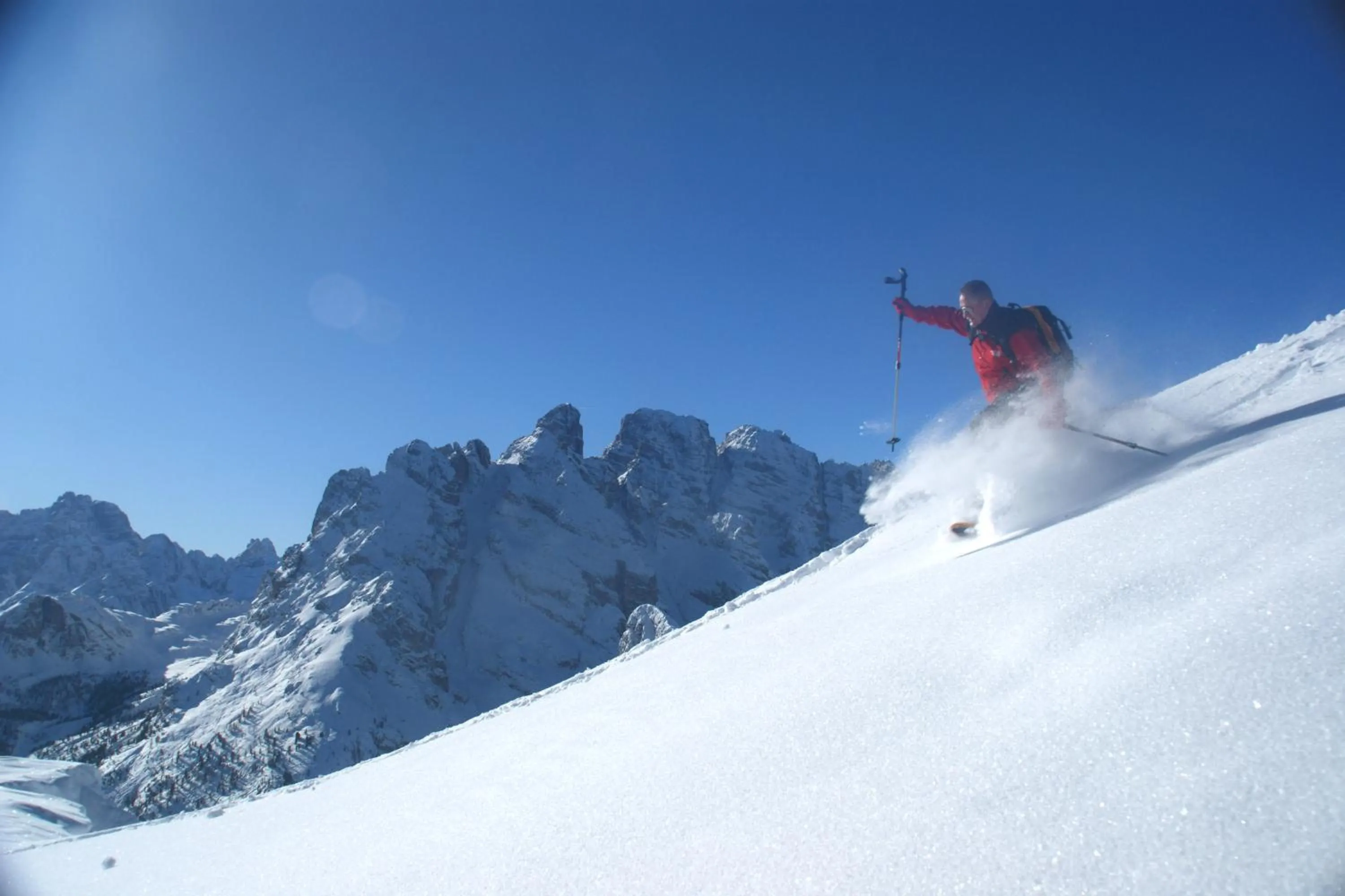Skiing in Hotel Pontechiesa