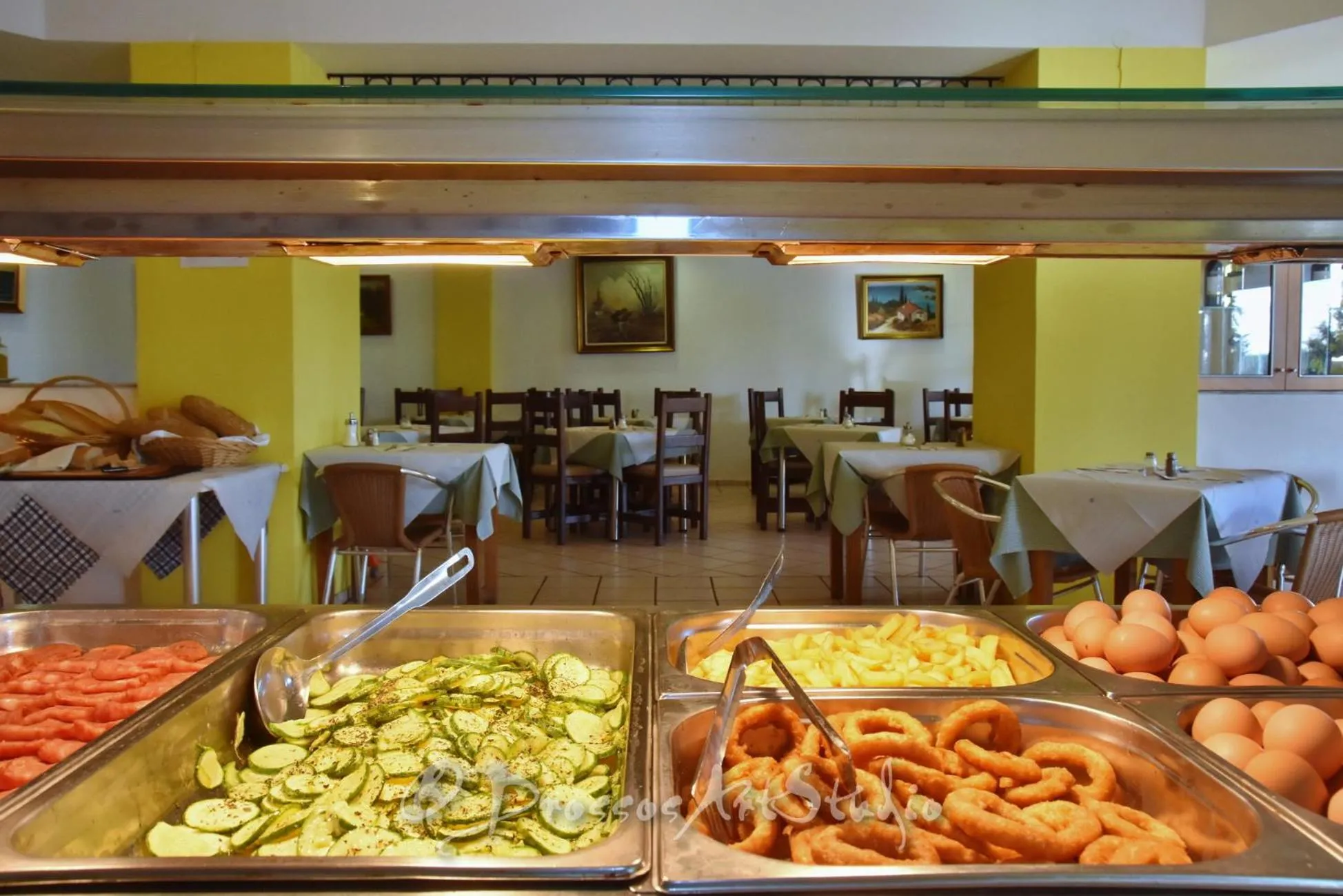 Buffet breakfast in Lyda Hotel