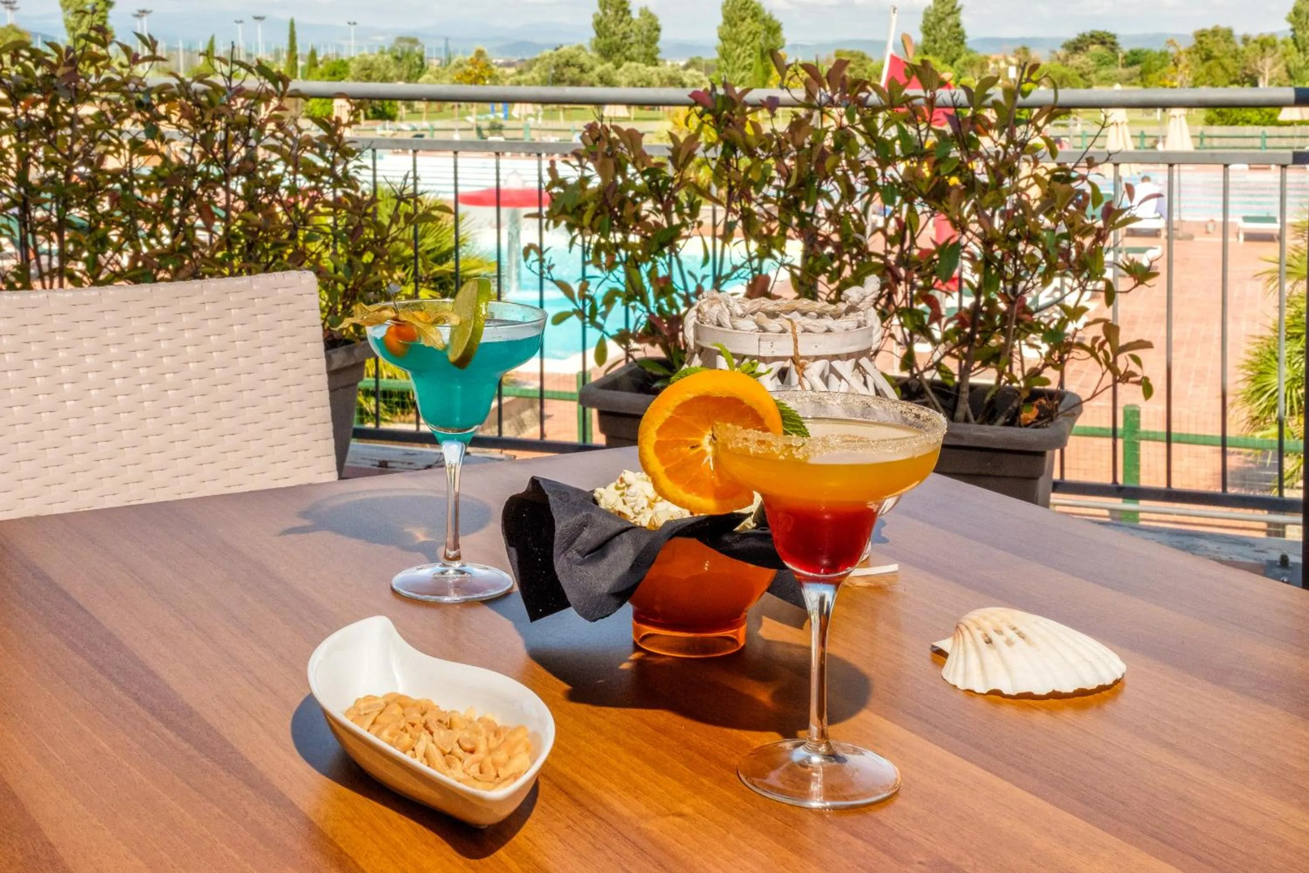 Drinks in Poggio all'Agnello Sport & Family Holidays