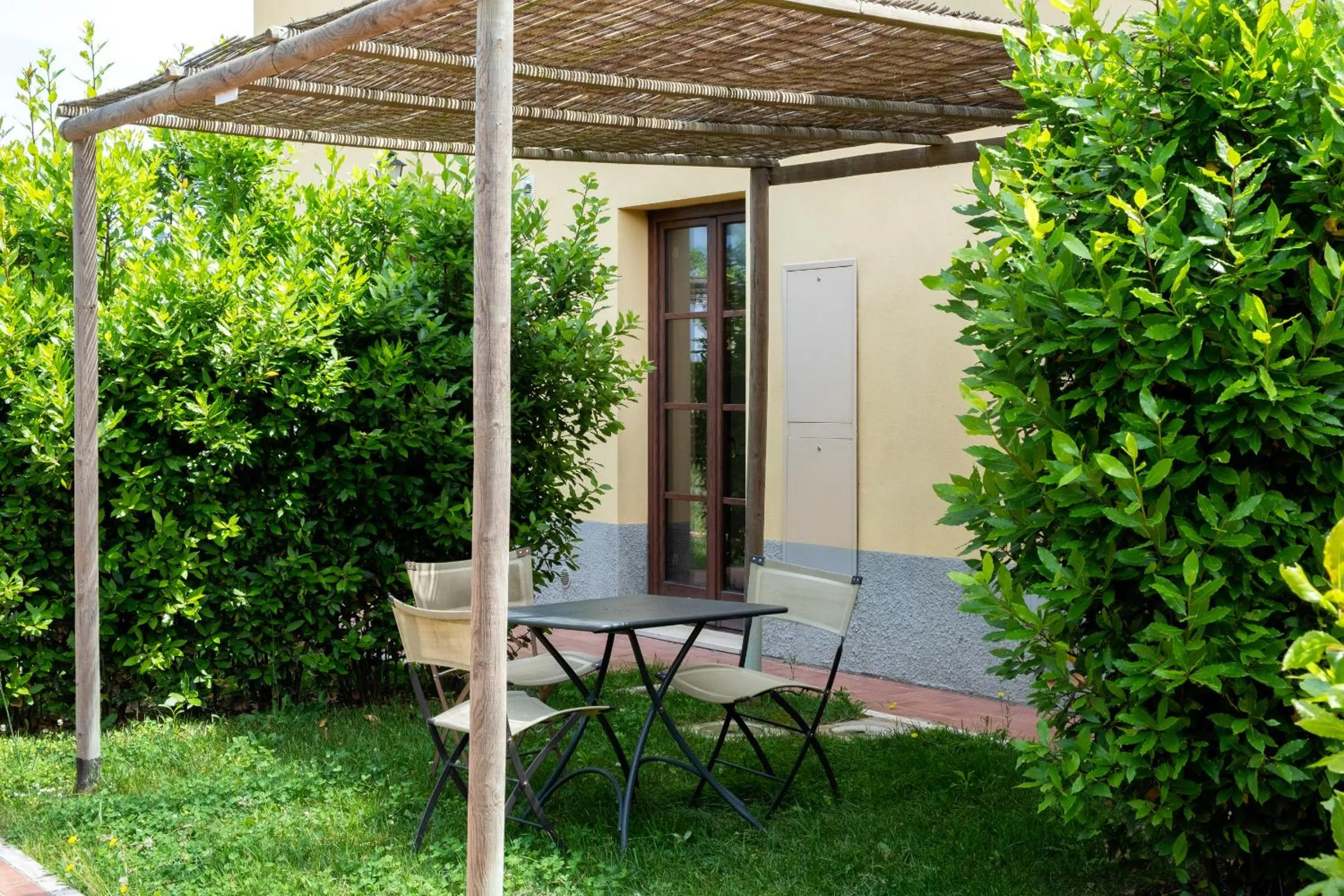 Patio in Poggio all'Agnello Sport & Family Holidays