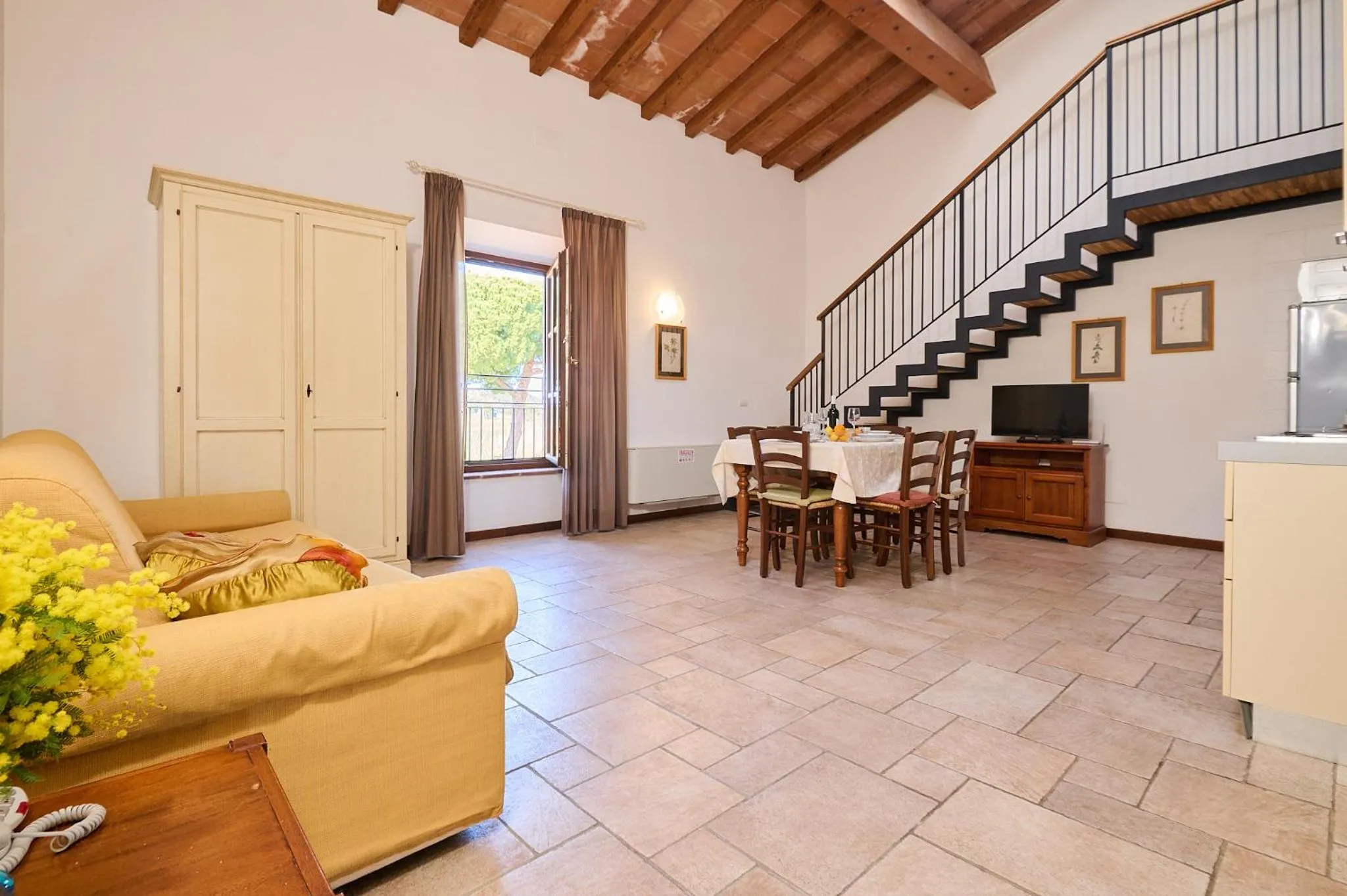 TV and multimedia in Poggio all'Agnello Sport & Family Holidays