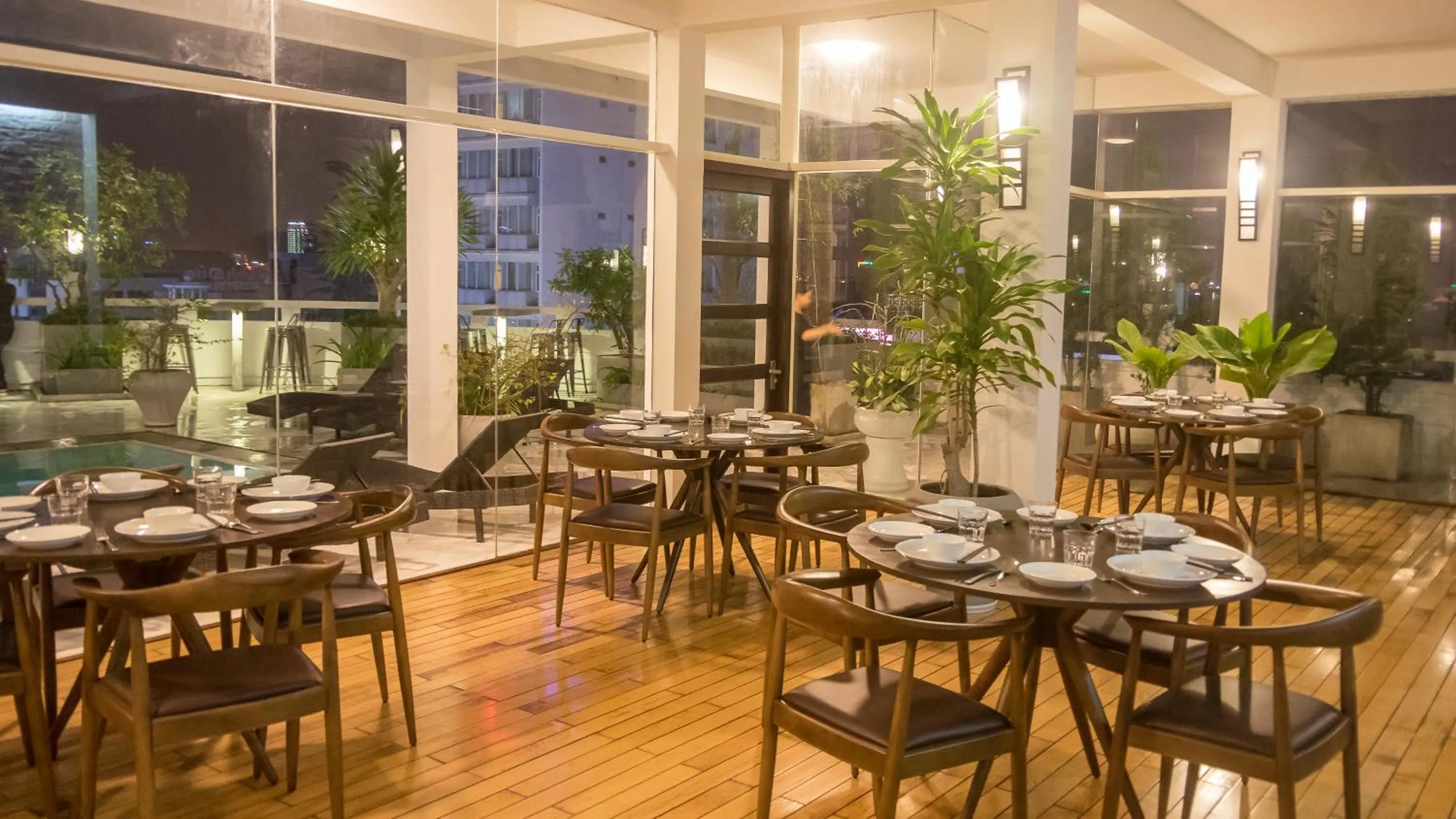Restaurant/places to eat in Danang Boutique Hotel