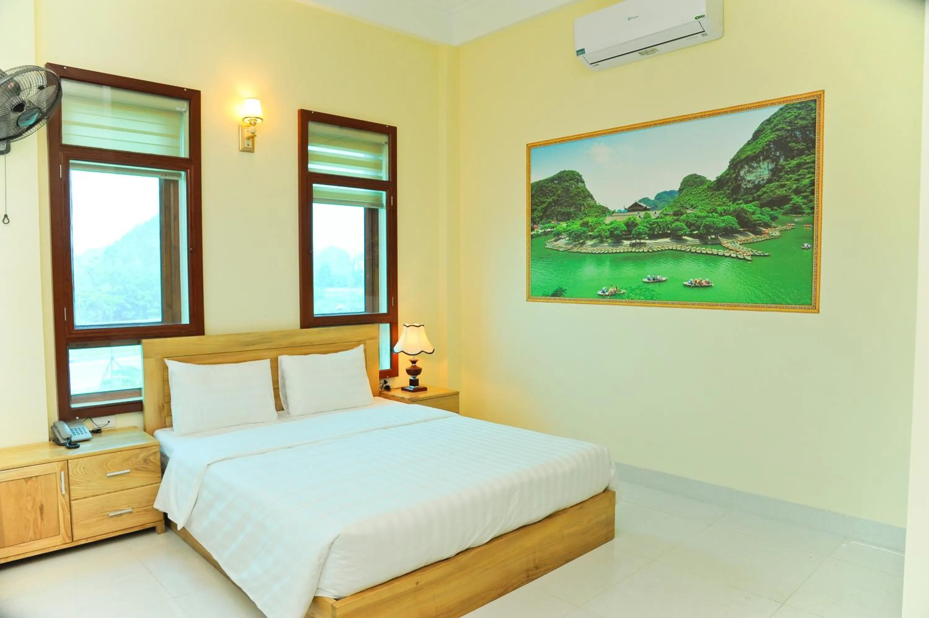 Bed in Hoang Giang Homestay