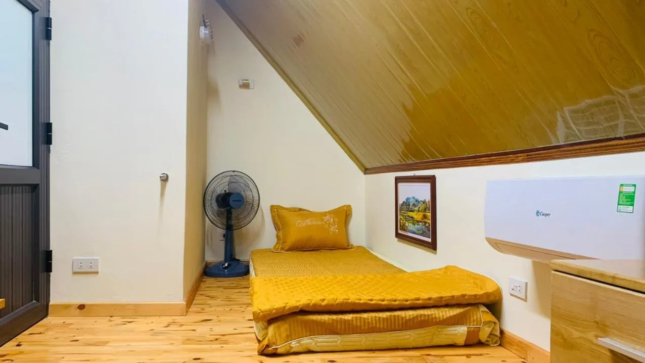 Bed in Hoang Giang Homestay