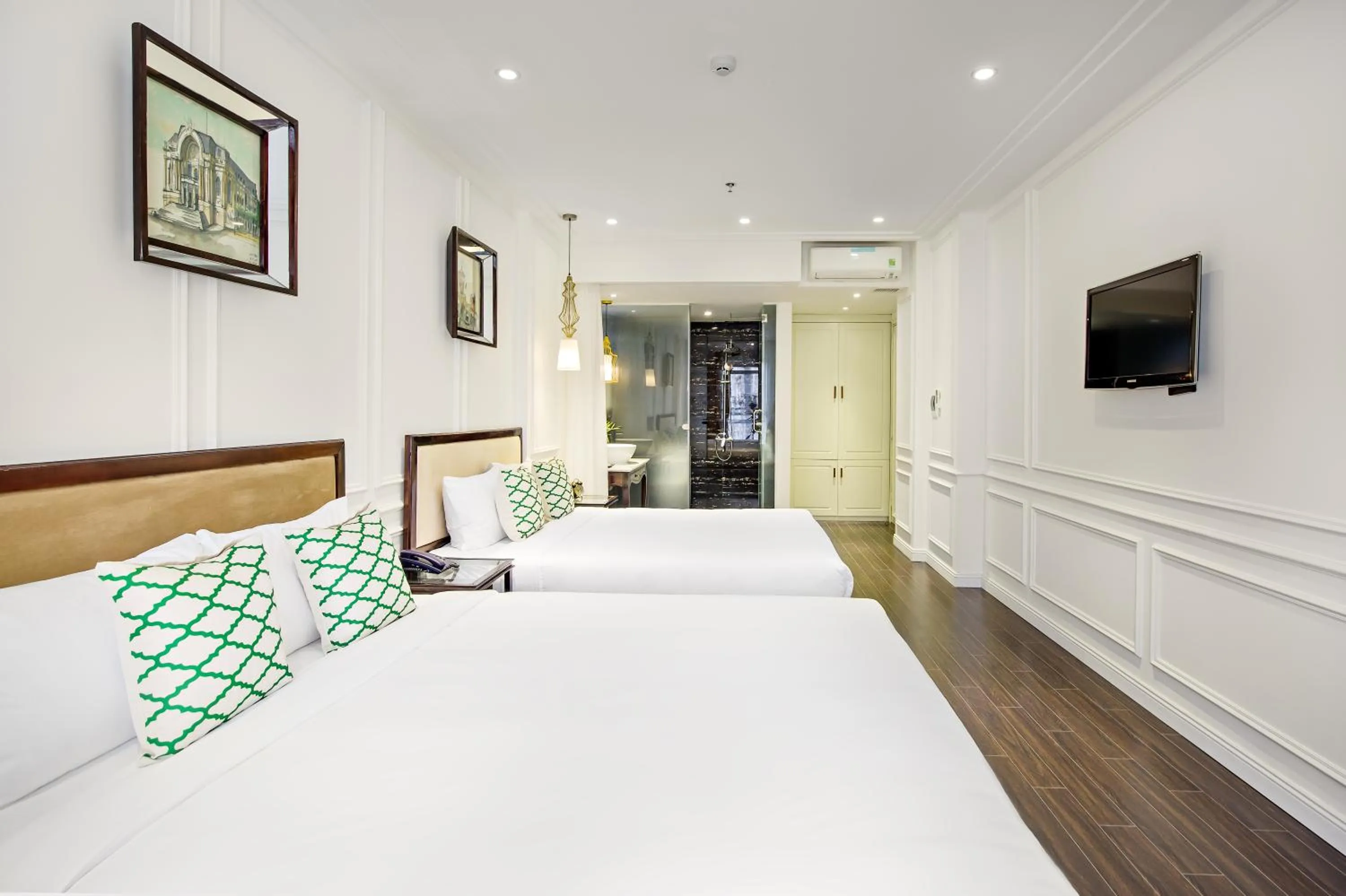 Bedroom, Bed in The Herriott Hotel & Suite