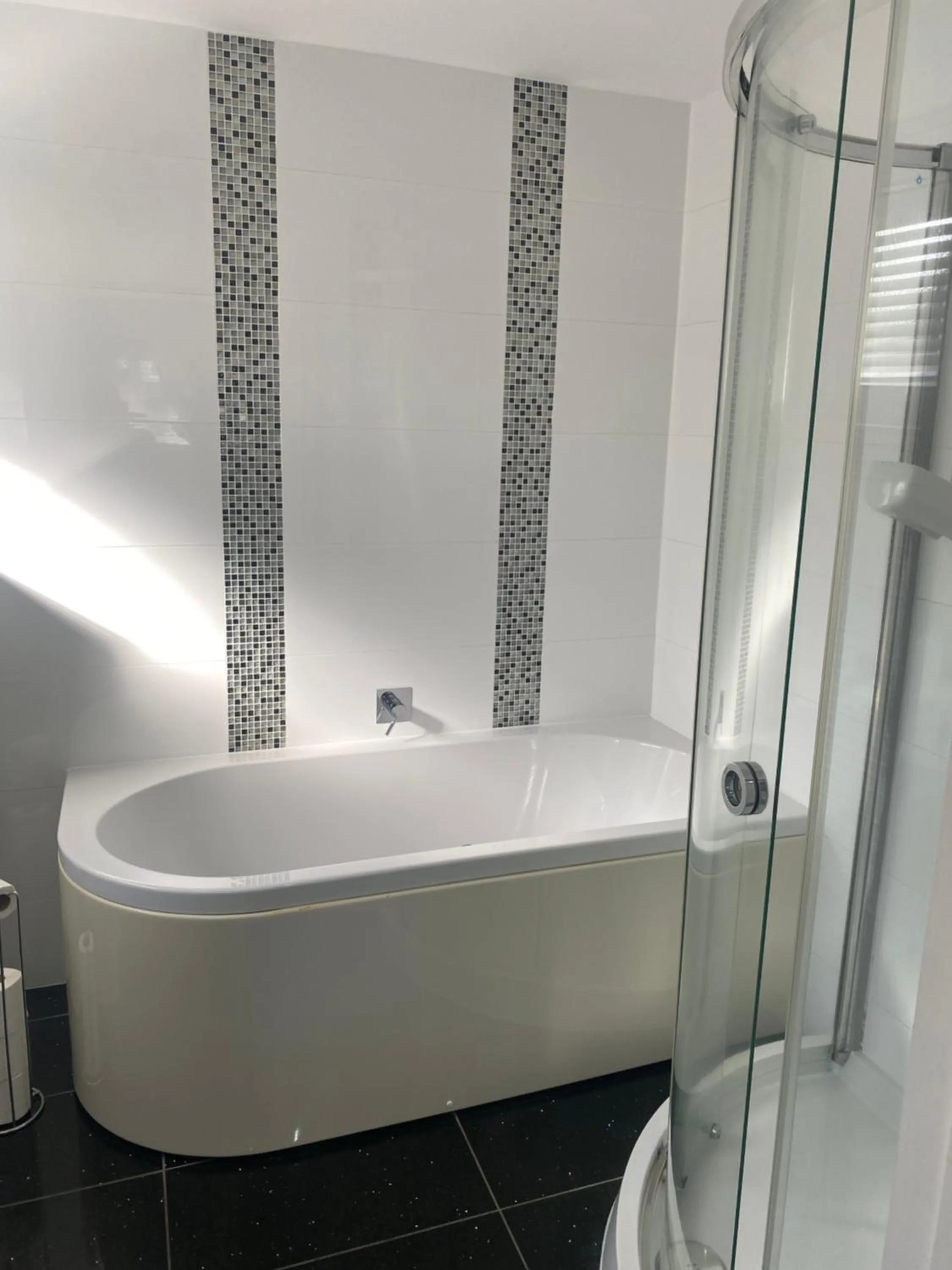 Bathroom in Autumn House