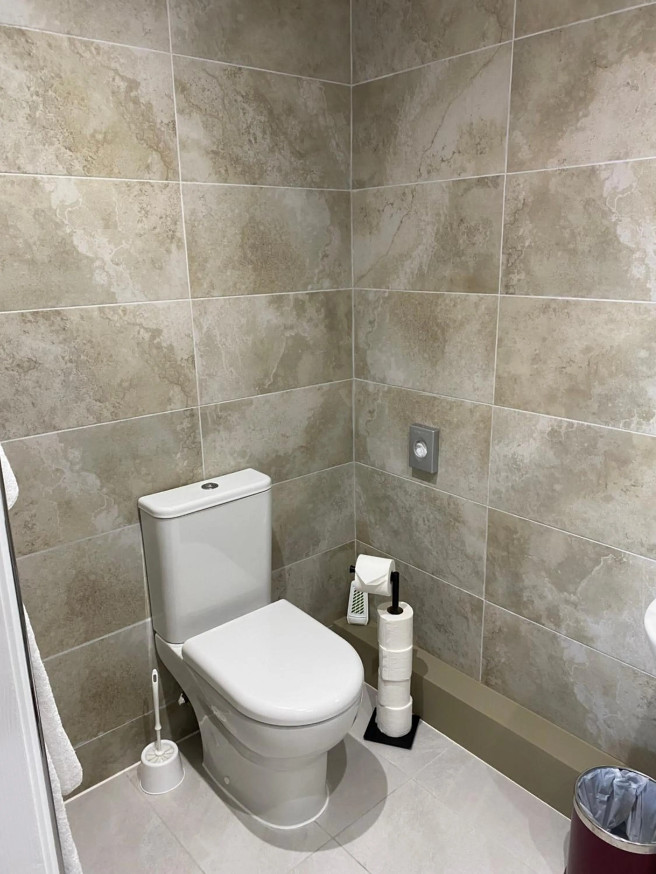 Bathroom in Autumn House