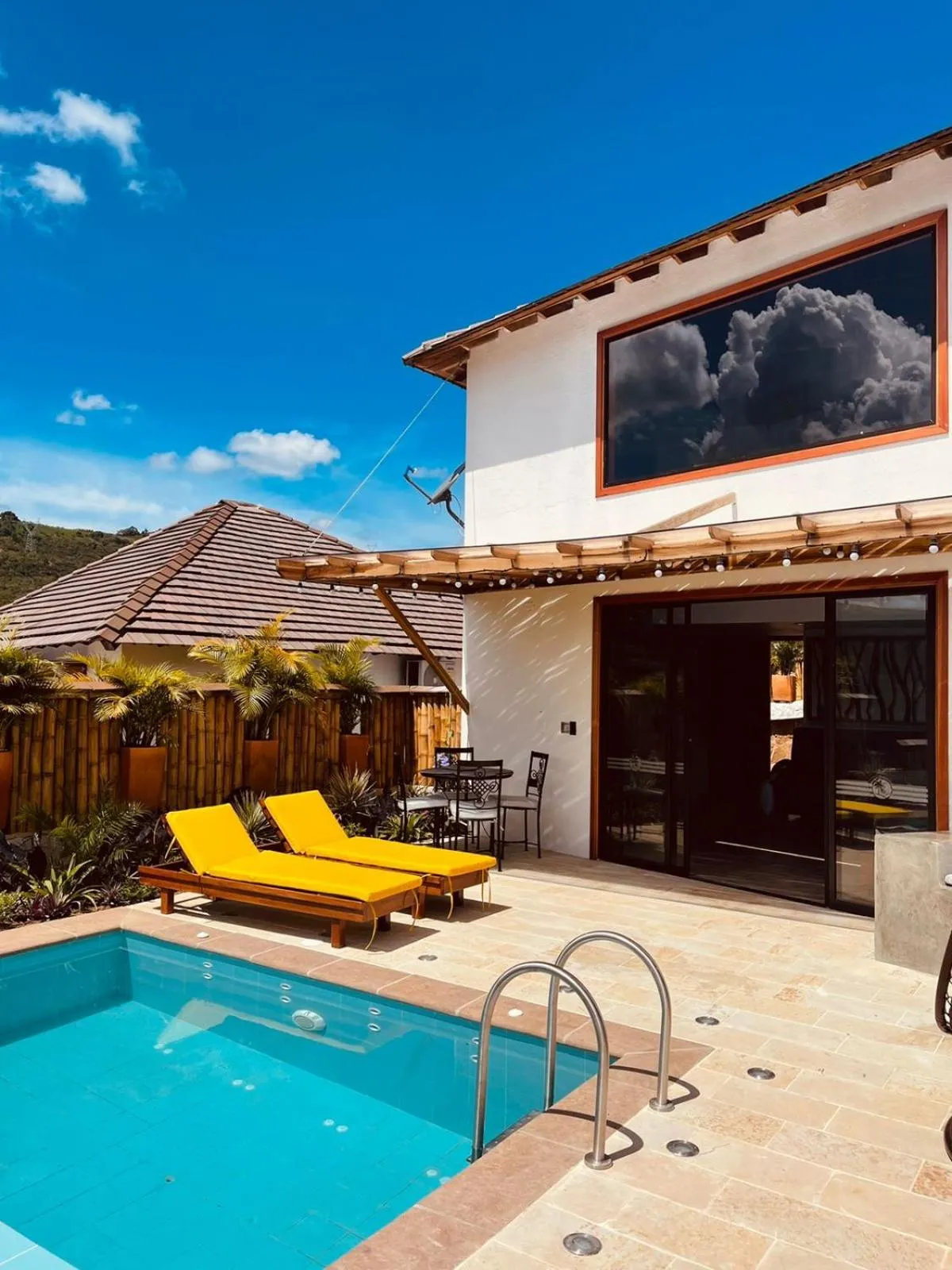 Day in Hotel Campestre Palmas del Zamorano