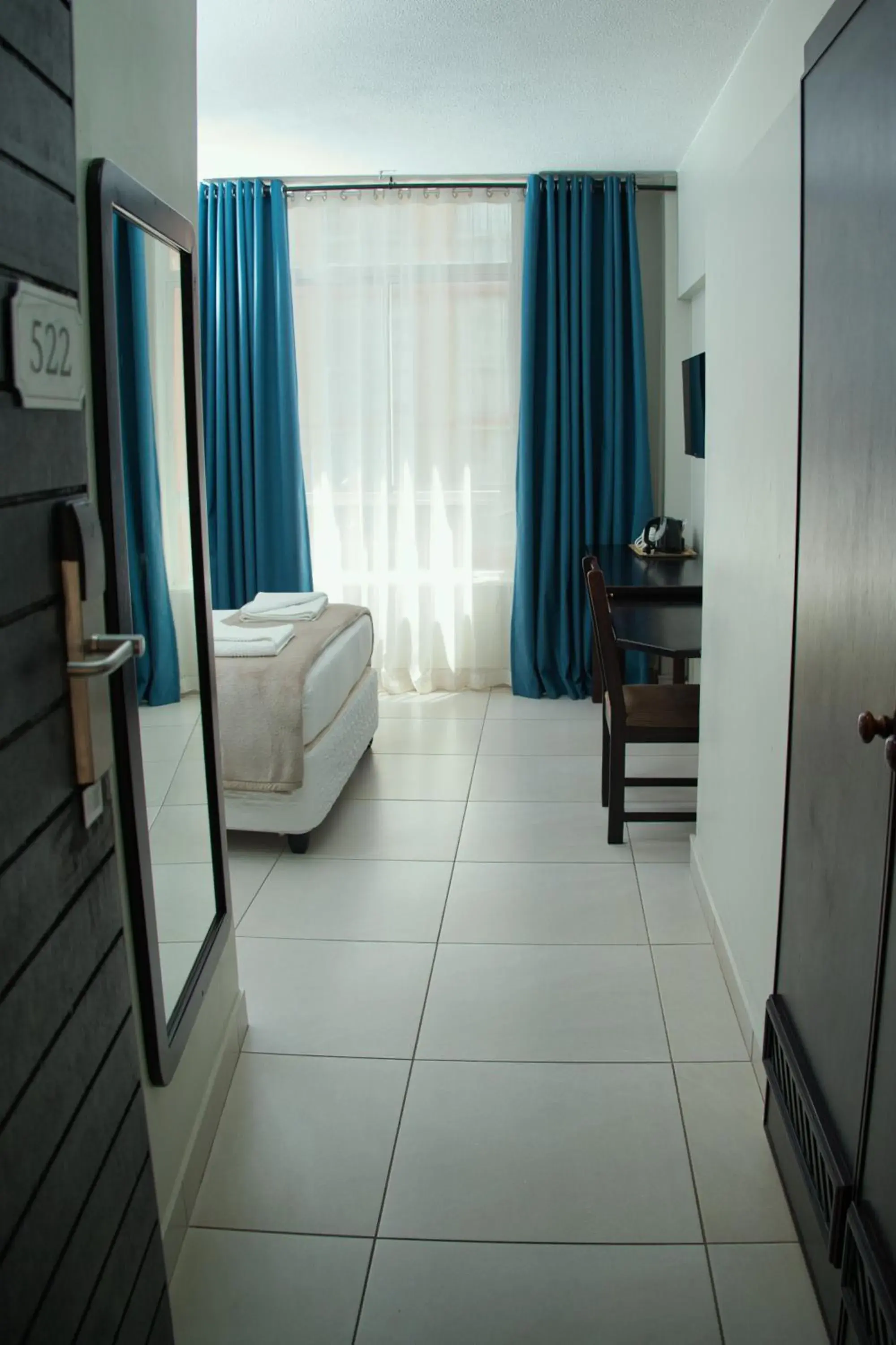 Standard Double Room - single occupancy in Gooderson Tropicana Hotel Standard Double Room - single occupancy in Gooderson Tropicana Hotel