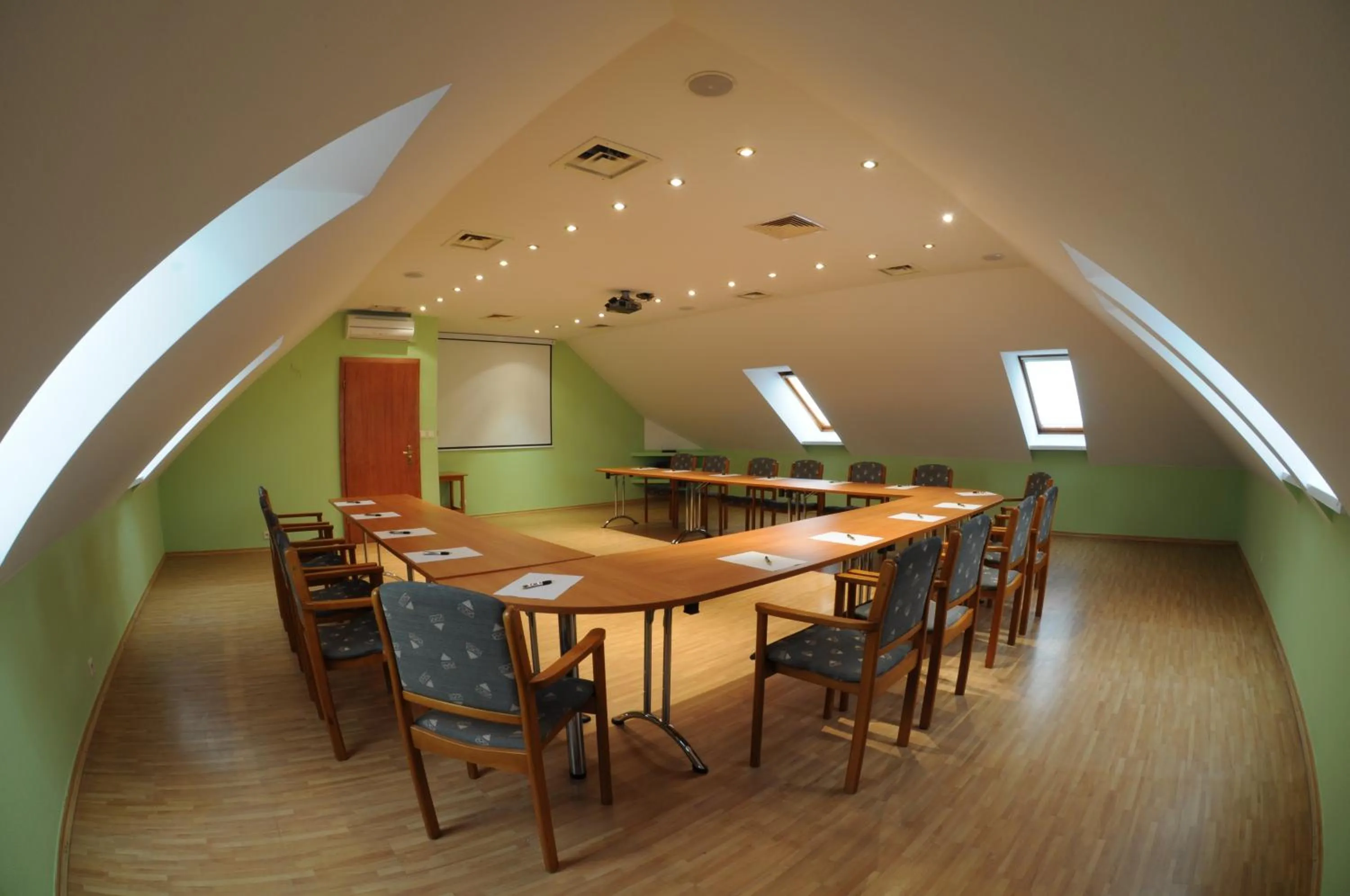 Business facilities in Hotel Olesno