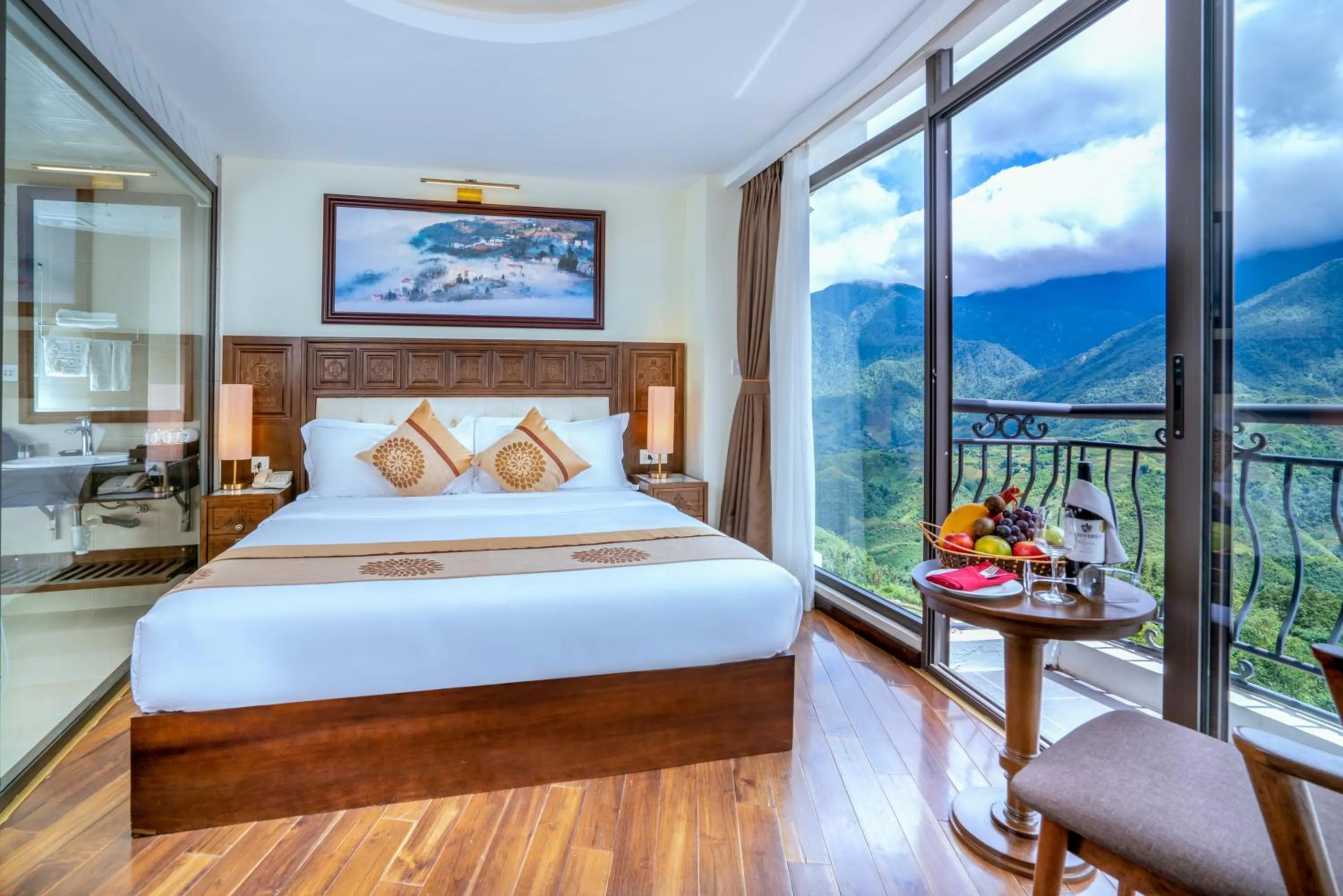 Balcony/Terrace, Bed in Sapa Relax Hotel & Spa