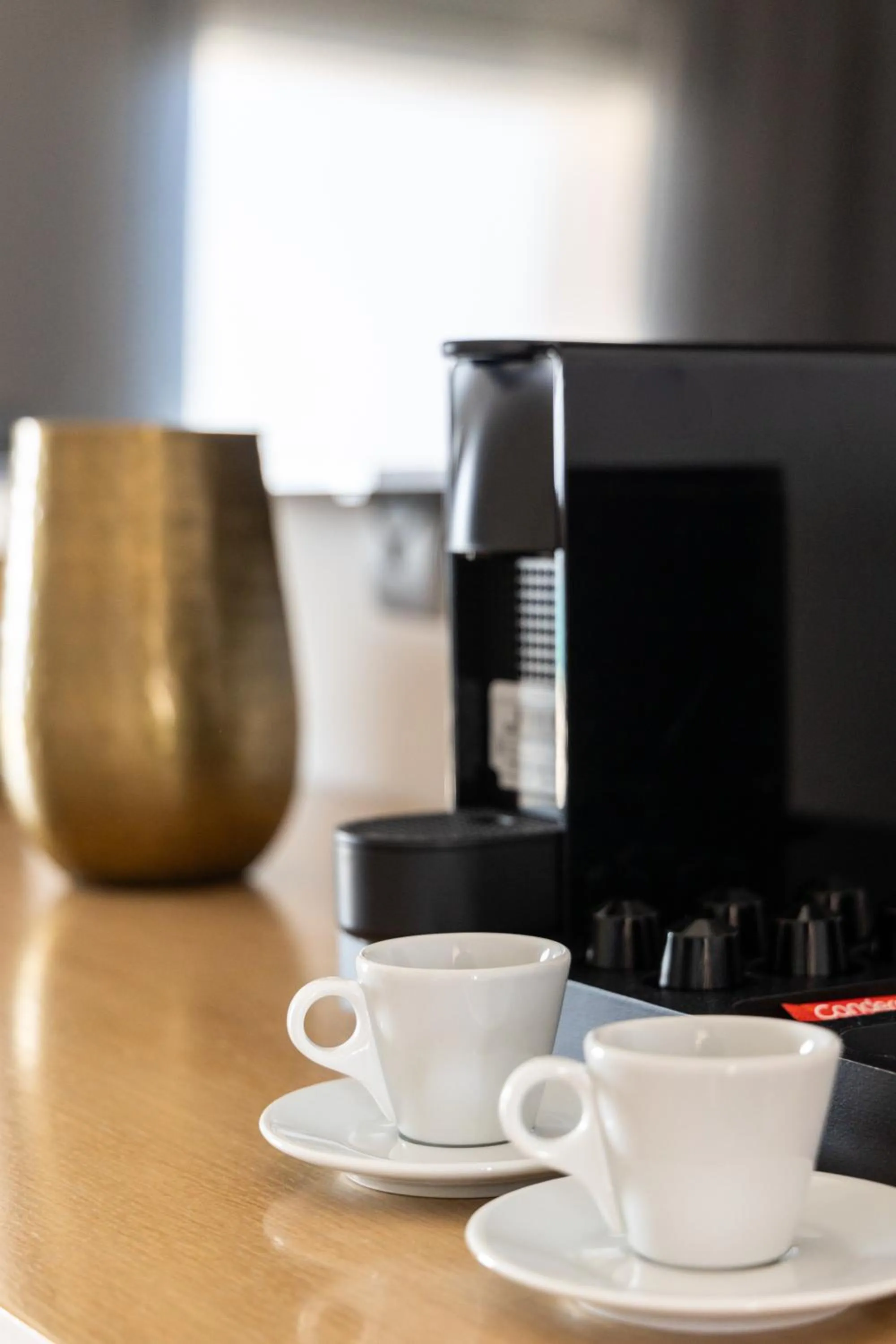 Coffee/tea facilities in Golden Milos Beach Ηouse by Domotel